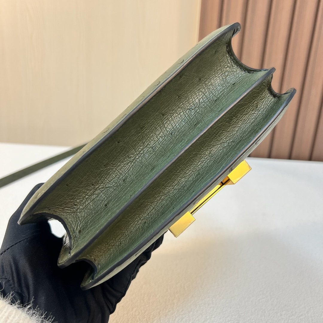 图片[9]-Constance 19cm Ostrich 原厂kk进口鸵鸟皮 V6丛林绿 金扣 一级工艺 全手工缝 Ghw 定制✈️-高仿包包