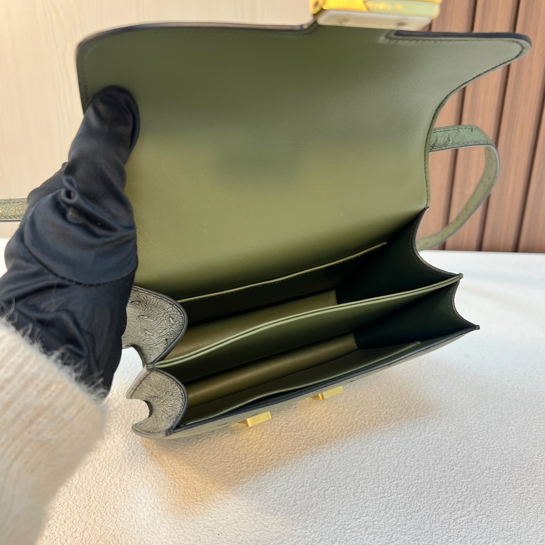 图片[7]-Constance 19cm Ostrich 原厂kk进口鸵鸟皮 V6丛林绿 金扣 一级工艺 全手工缝 Ghw 定制✈️-高仿包包