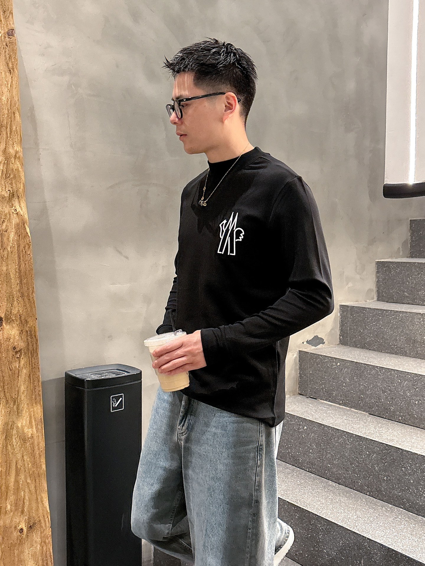 图片[15]-p480 2024ss 蒙口 最原版定制进口双面水溶棉面料 手感舒适 立体刺绣工艺 时尚经典百搭 
颜色：黑 白色 
码数：S-2XL-高仿包包