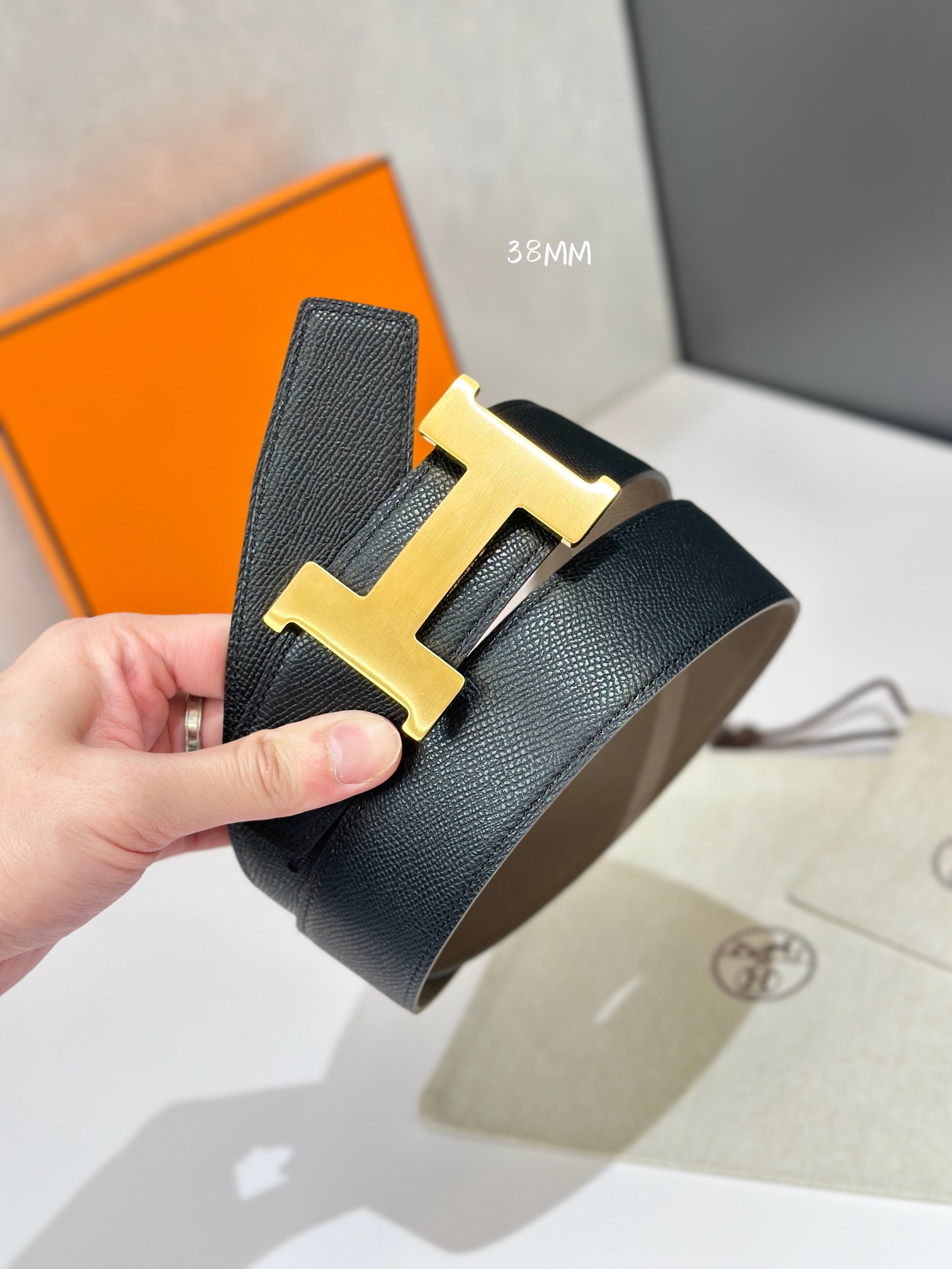 Picture [4]-CONSTANCE BELT BUCKLE & REVERSIBLE LEATHER STRAP 38MM-High Fake Bags