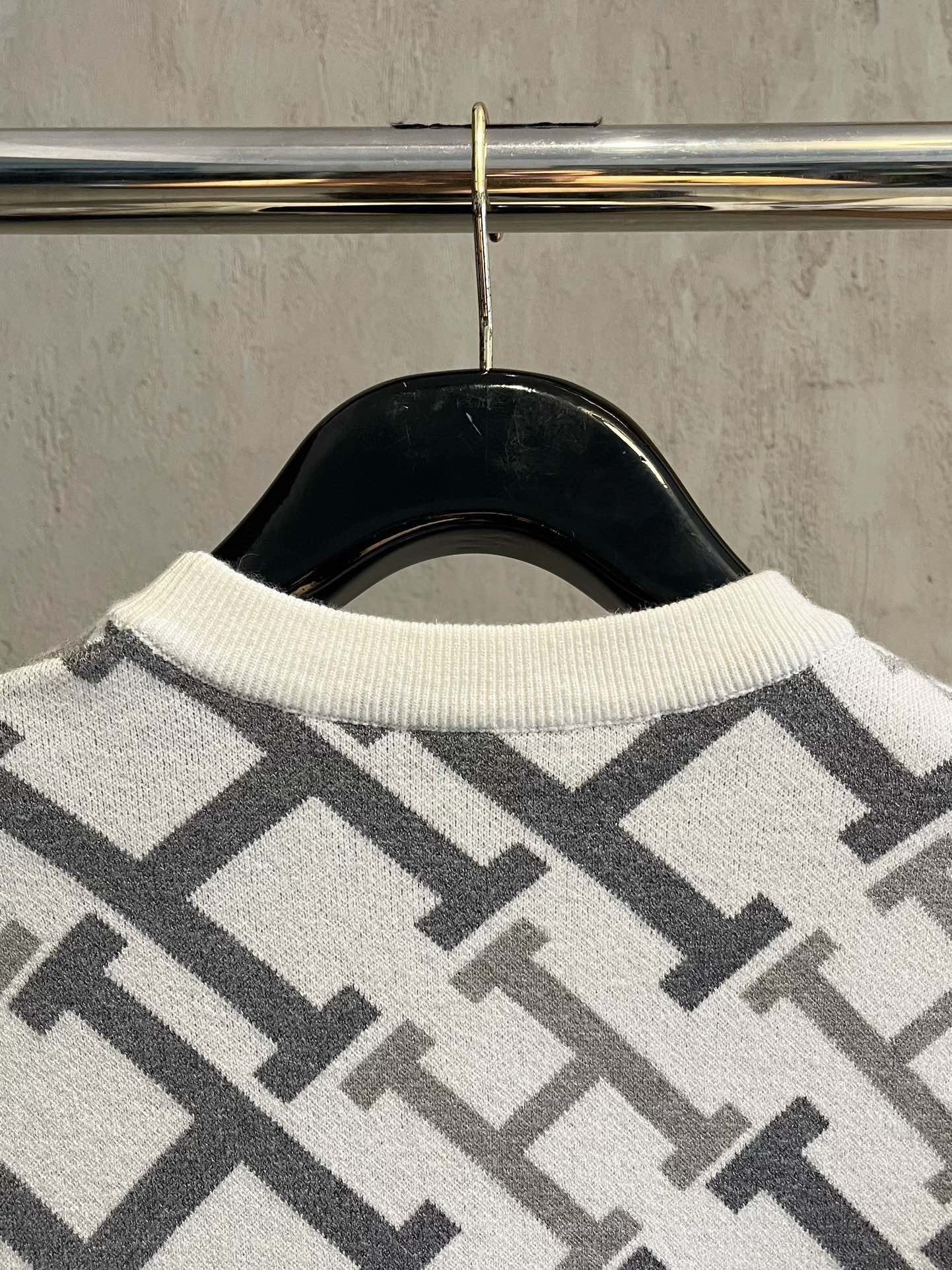 Image [9]-P600 Hermes Hermes 2024 fall and winter latest collection wool knit sweater counter 1:1 top reproduction full quality! Hipster must-have single product! Know the goods of the old iron hurry down Fabric: cashmere wool blend Size M-3XL-High replica bags