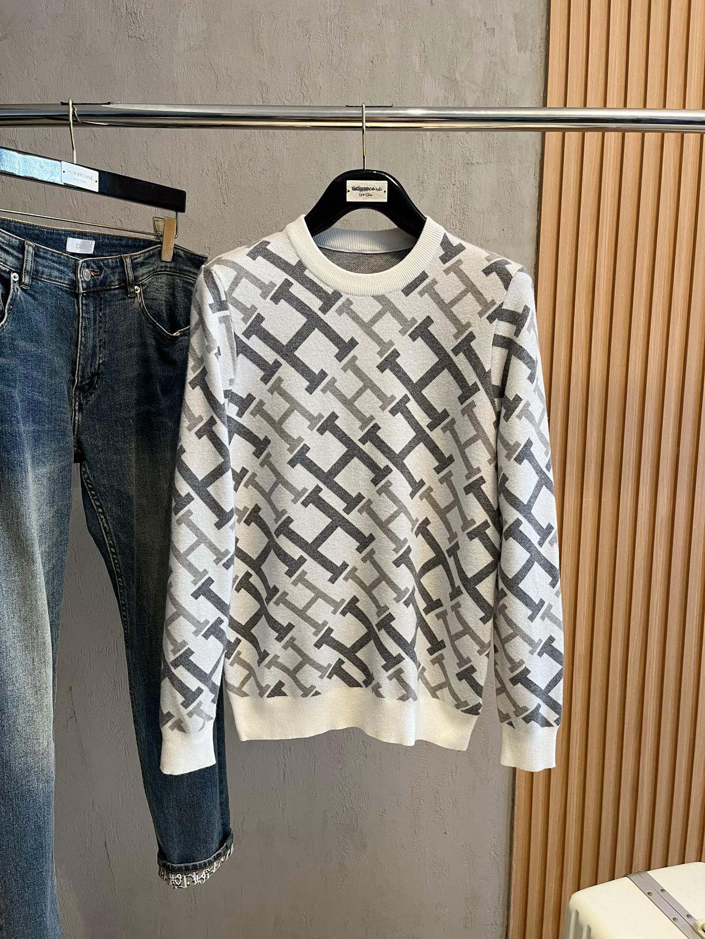 Picture [2]-P600 Hermes Hermes 2024 fall and winter latest collection wool knit sweater counter 1:1 top reproduction full quality! Hipster must-have single product! Know the goods of the old iron hurry to start Fabric: cashmere wool blend Size M-3XL-High replica handbags