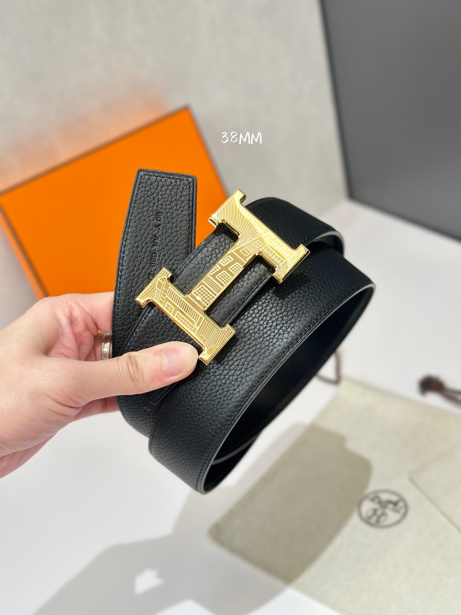 Picture [4]-5382 FAUBOURG BELT BUCKLE & REVERSIBLE LEATHER STRAP 38MM-HIGH FASHION BAGS