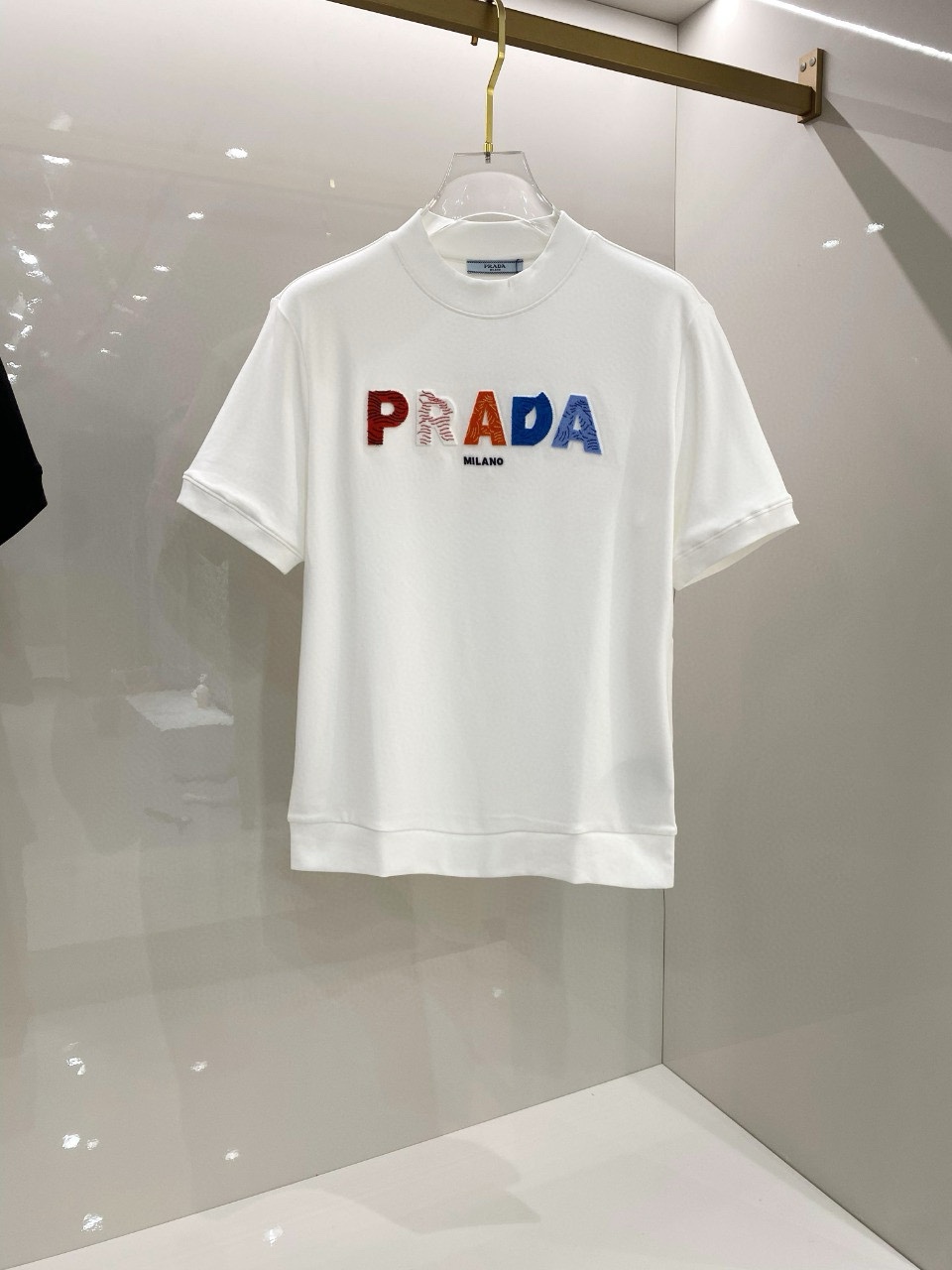 图片[9]-P460 Prad普拉达 2024最新秋冬打底短袖T恤 面料精选新疆长绒棉加拉毛 手感柔软细腻 S-2XL 178 140斤穿M 最大穿190斤-高仿包包