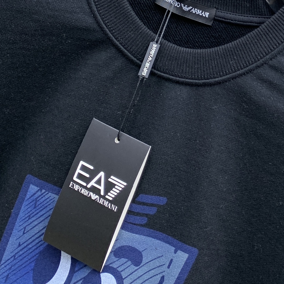 P560 💰 Ajia 24SS newest and most chest EA7 Armani cartoon digital direct printing round neck sweater top quality counter pullover top production process imported fabrics counter quality heavy embroidery design using imported high-end custom fabrics imported silk threads feel first-class! Men and women with the same models official website in the sale! Three labels complete Size: S-XL