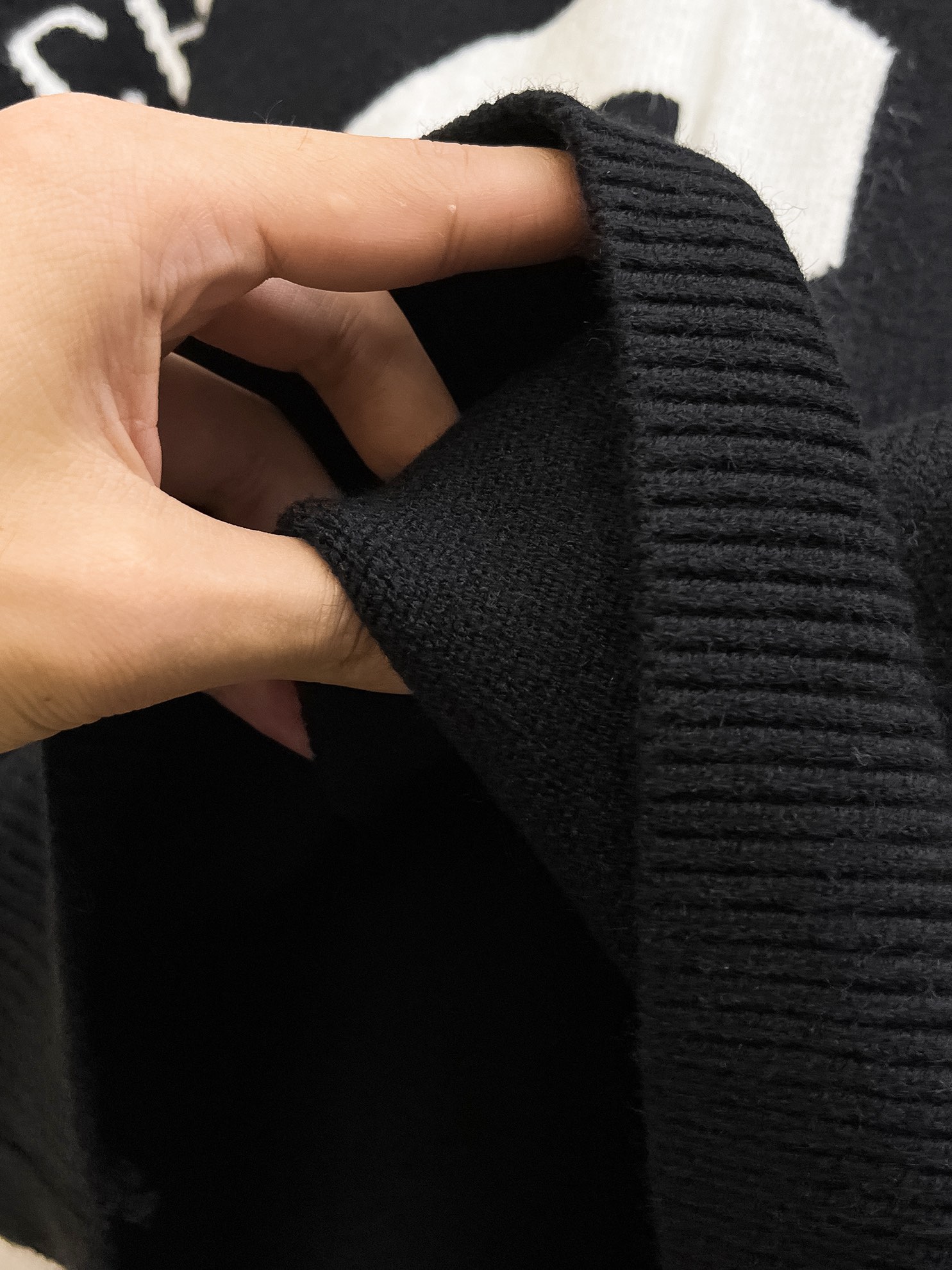 P560 💰 Di home 24ss fall and winter new dior monogram sweater special supply ruthless goods imported original technology wool worsted! Fine knitting one color mixing weaving pure handmade technology presents Grade extremely high highlighting clothing taste and luxury craft exquisite! Customized original craft thread on the body handsome to burst Size: S-XL