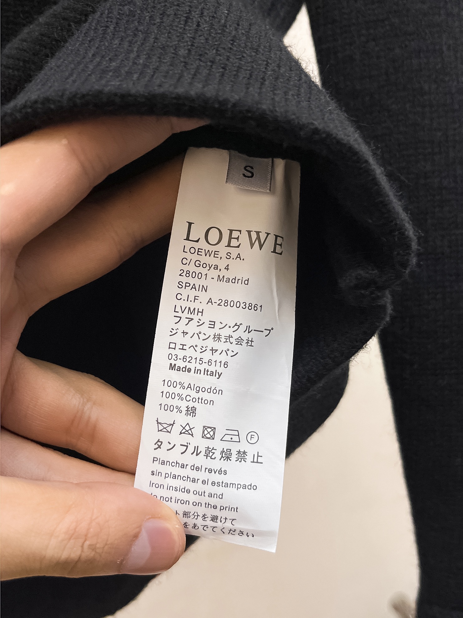 图片[8]-P560💰罗意家24ss秋冬新品胸前罗意威标识图案logo袖口LOEVE毛衣专供狠货进口原版科技羊毛精纺！精细针织一体色彩混织纯手工技艺呈现 档次极高凸显衣着品味与奢华 工艺精湛！定制原版工艺螺纹上身帅到爆码数：Ｓ-XL-高仿包包