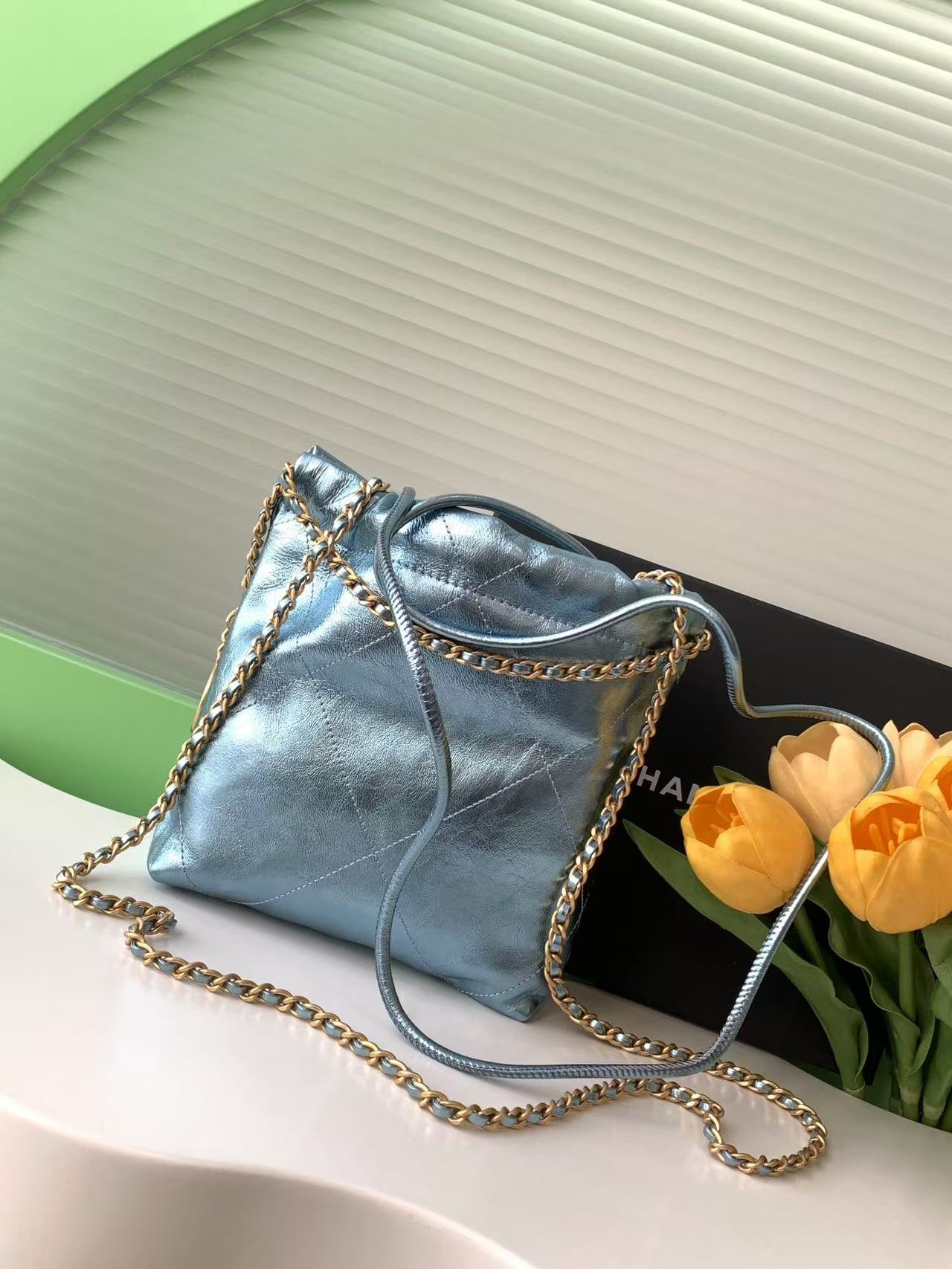 25c early spring chanel mini garbage bag Illusion color chanel goose bags accessories will always be grass from the just concluded 2023 spring and summer series especially this season the new Minisize22 bag classic mini version love love love model number AS3980 size 19-20-6cm full set of packaging - high imitation factory