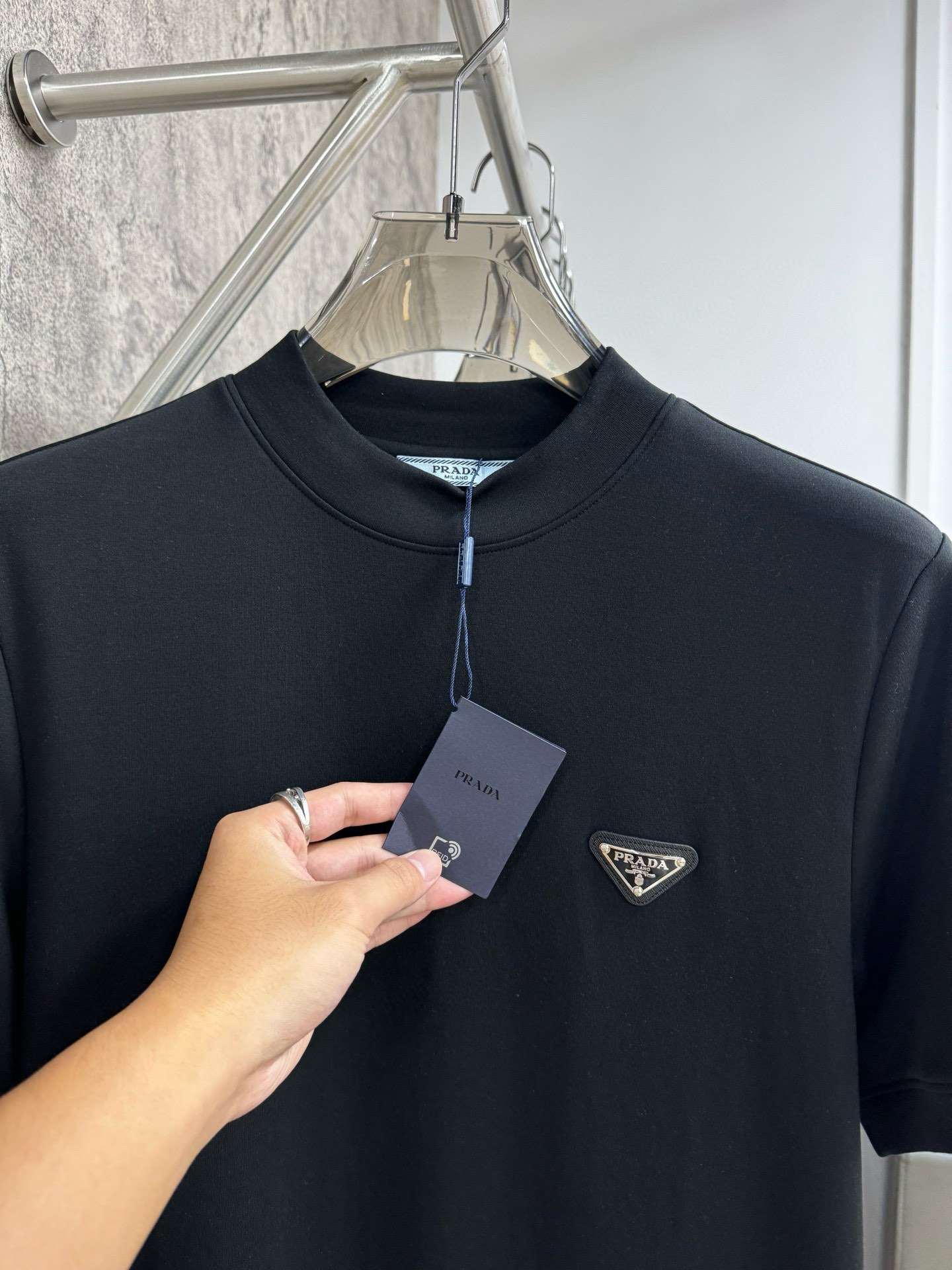 P460 Prada Prada 2024 latest fall and winter bottoming short-sleeved T-shirt Fabric selected Xinjiang long-staple cotton Gala wool Hand feeling soft and delicate S-2XL 178 140 pounds wear M Max wear 190 pounds