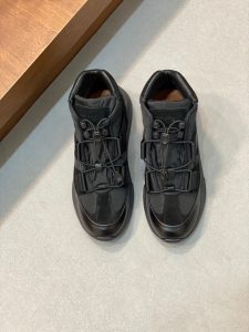 P920 Ferragamo (Ferragamo) official website new winter mid-top casual shoes update 👏 high-quality casual shoes 👟 imported head layer calfskin with official website breathable tarpaulin comfortable and breathable cowhide lining with size: 39 ~ 44 (38 45 customized non-returnable)