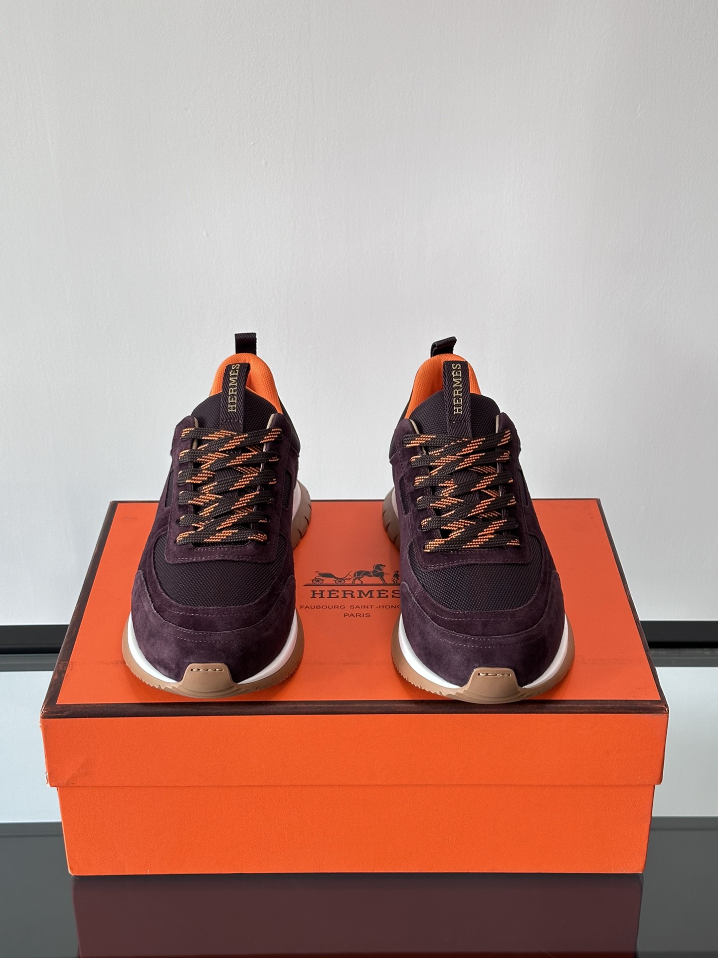 Picture [2]-Hermes sneakers upper calfskin and mesh patchwork to create an imported material texture full lightweight sole decorated with color clashing patterns to create a versatile fashion style P680 yuan Size: 38-44 (45 customized)-High-fashion bags