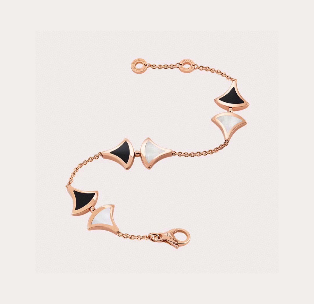 Picture [8]-P170 👑Bvlgari Bvlgari Diva Series Black and White Skirt Bracelet Classic model fan-shaped Super versatile one Counter original one to one customized Selected German imports with natural agate Electroplated ultra-thick gold Super beautiful and greasy ah! 💰-High Fake Bags