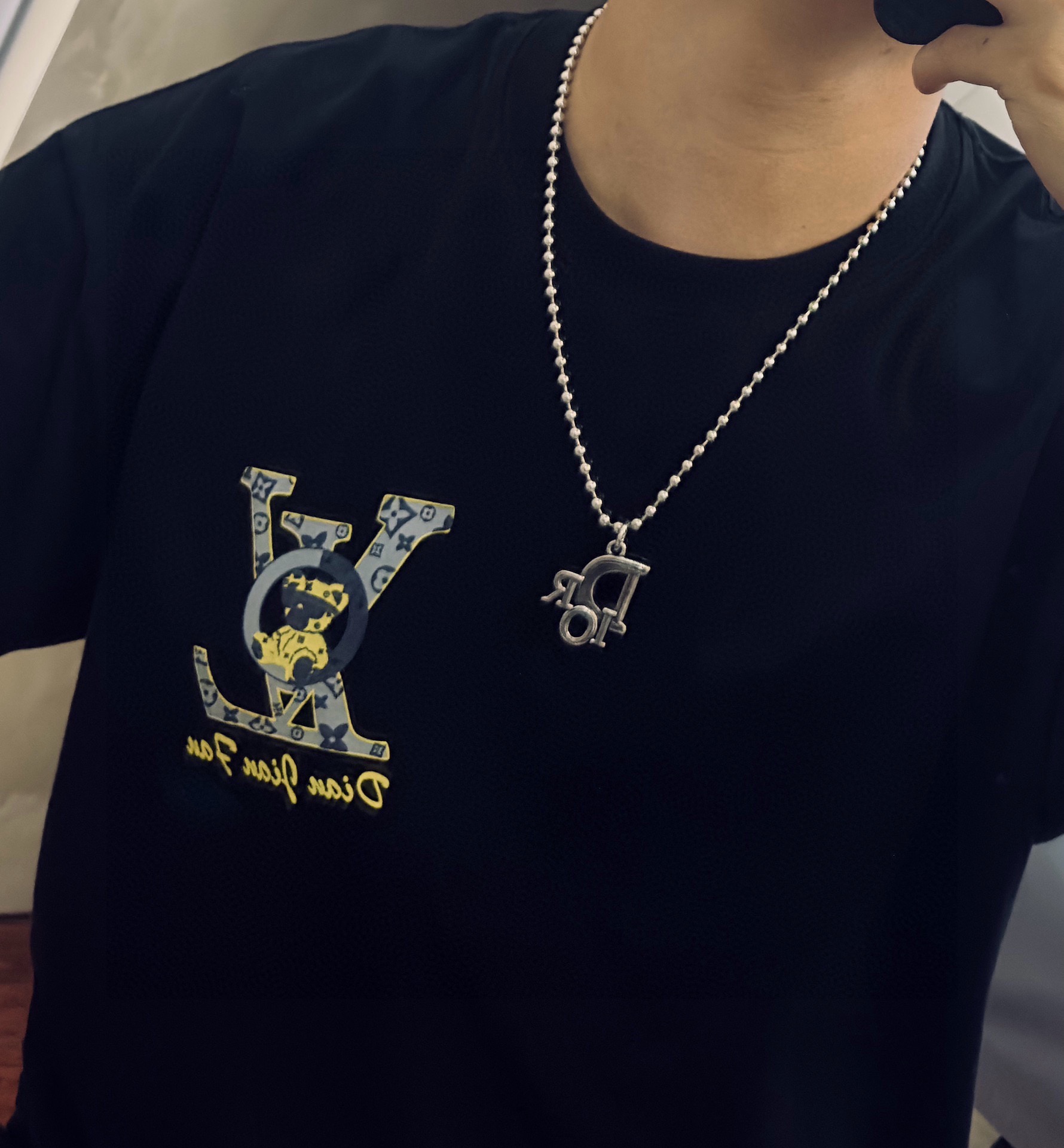 P230 DIOR 🔥 Dior necklace 🇷🇼 goods 🇷🇼 counter open mold retro trend fashion essential men and women can wear couples models with the same rock punk Thai silver style retro elements trendy with the official website with the necklace of the most chain grade higher star classic necklace series retro Silver NecklaceChain length 60 cm can be changed lengthThe details of the version of the old treatment is not the market shiny typeThis has been out of the Dior inside the hot models very good with the trend of clothing 👔🥿