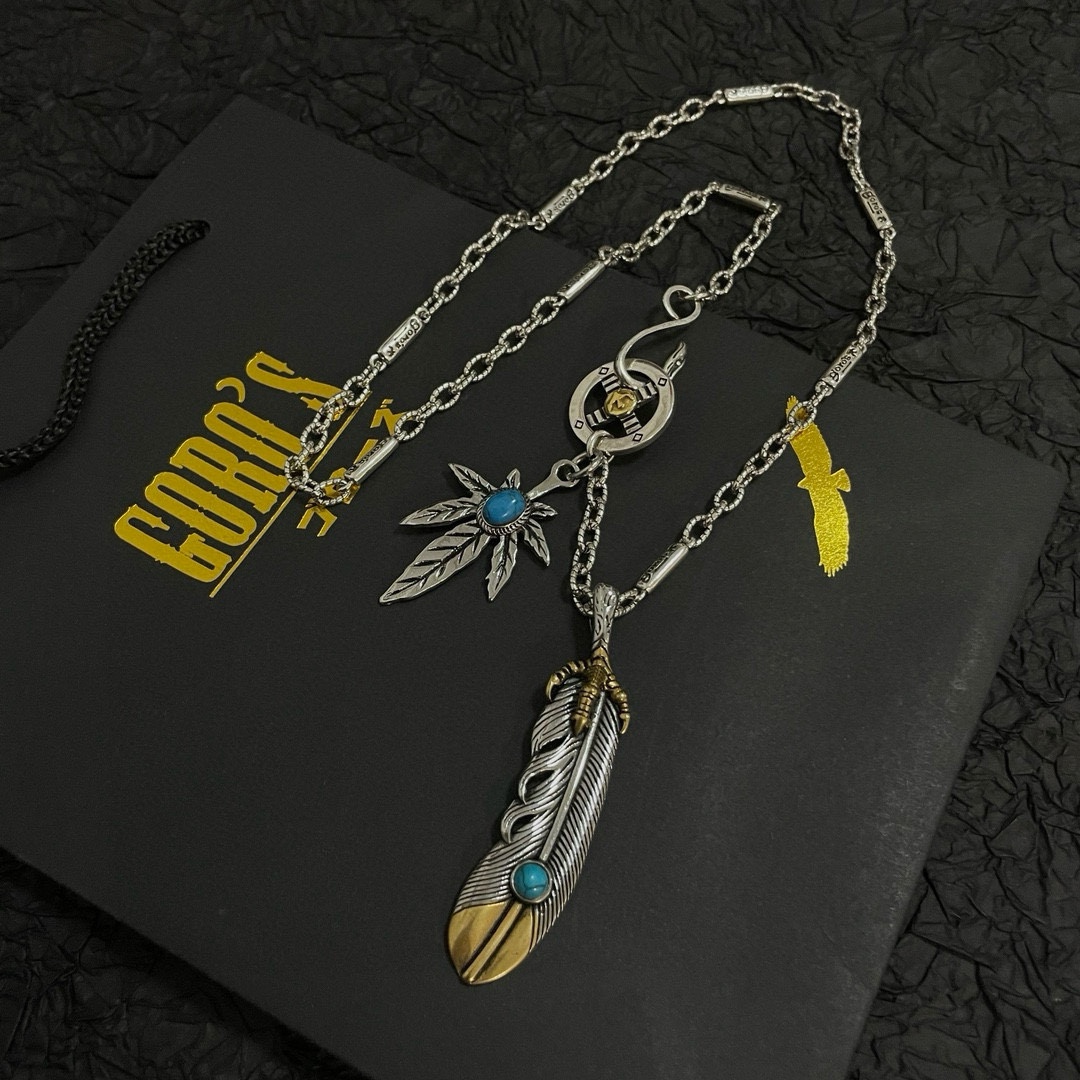 P290 new on the shelves Goro's Takahashi Goro Vintage Feather Pendant Classic Takahashi Necklace Recognize the exclusive shooting Mainly high-end market Definitely different from the ordinary version! Picture product details are consistent with ZP! The original production process crafted quality handmade ～ genuine open mold 💝 trend fashion must have both men and women can wear couples models with the same rock punk Thai silver style retro elements trendy with the same models on the official website ❤️