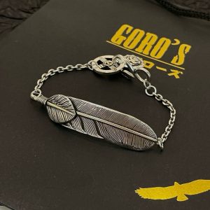 PP210 New on the shelves Goro's Takahashi Goro Vintage Feather Bracelet Recognize the exclusive shooting Mainly high-end market Definitely different from the ordinary version! Picture product details are consistent with ZP! The original production process craftsmanship quality handmade ～ genuine open mold 💝 trend fashion essential men and women can wear couples models with the same rock punk Thai silver style retro elements trendy with the same models official website ❤️