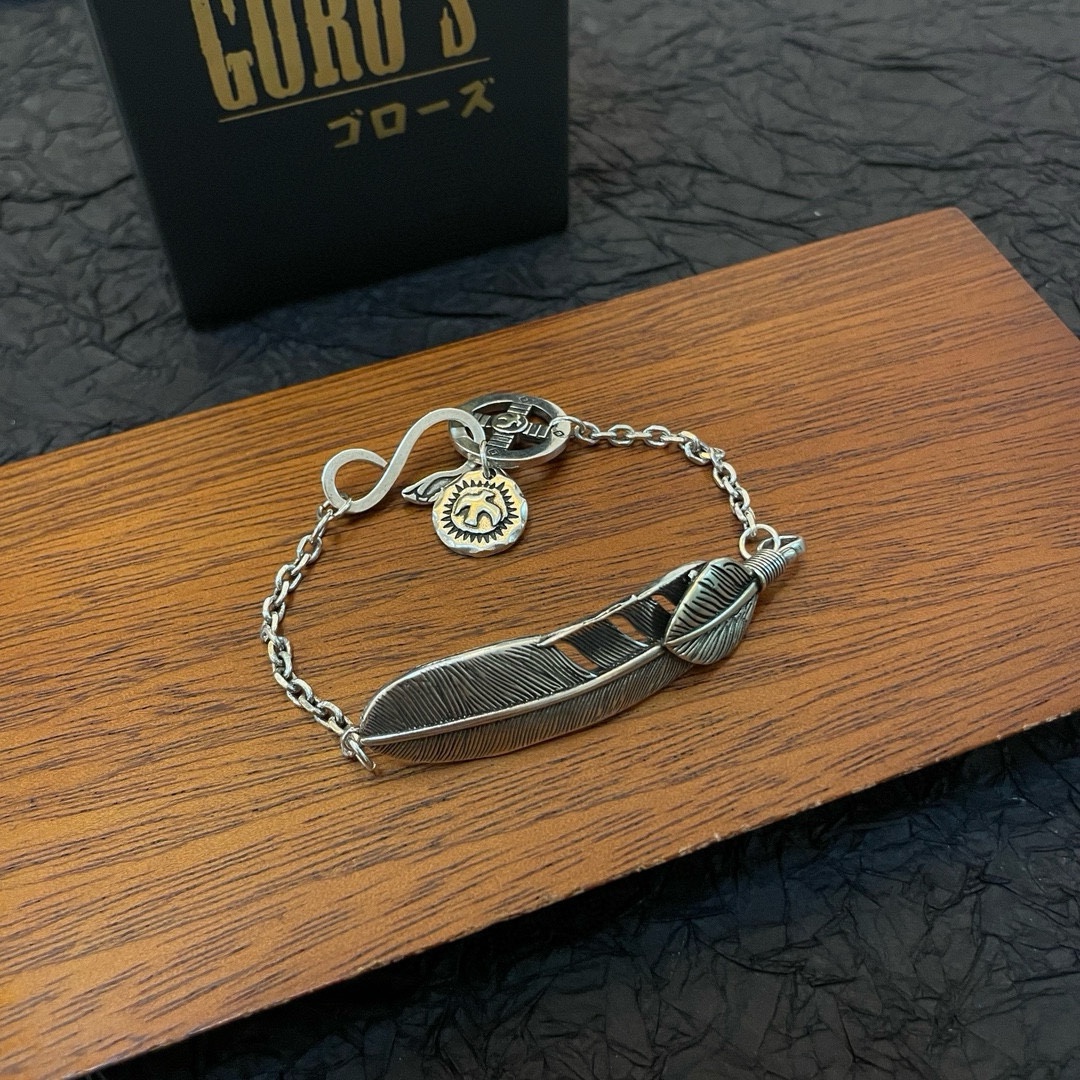 PP210 New on the shelves Goro's Takahashi Goro Vintage Feather Bracelet Recognize the exclusive shooting Mainly high-end market Definitely different from the ordinary version! Picture product details are consistent with ZP! The original production process craftsmanship quality handmade ～ genuine open mold 💝 trend fashion essential men and women can wear couples models with the same rock punk Thai silver style retro elements trendy with the same models official website ❤️