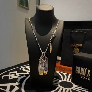 P290 new on the shelves Goro's Takahashi Goro Vintage Feather Pendant Classic Takahashi Necklace Recognize the exclusive shooting Mainly high-end market Definitely different from the ordinary version! Picture product details are consistent with ZP! The original production process crafted quality handmade ～ genuine open mold 💝 trend fashion must have both men and women can wear couples models with the same rock punk Thai silver style retro elements trendy with the same models on the official website ❤️
