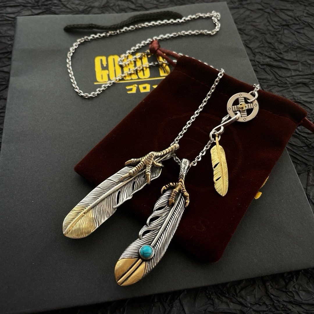 P290 new on the shelves Goro's Takahashi Goro Vintage Feather Pendant Classic Takahashi Necklace Recognize the exclusive shooting Mainly high-end market Definitely different from the ordinary version! Picture product details are consistent with ZP! The original production process crafted quality handmade ～ genuine open mold 💝 trend fashion must have both men and women can wear couples models with the same rock punk Thai silver style retro elements trendy with the same models on the official website ❤️