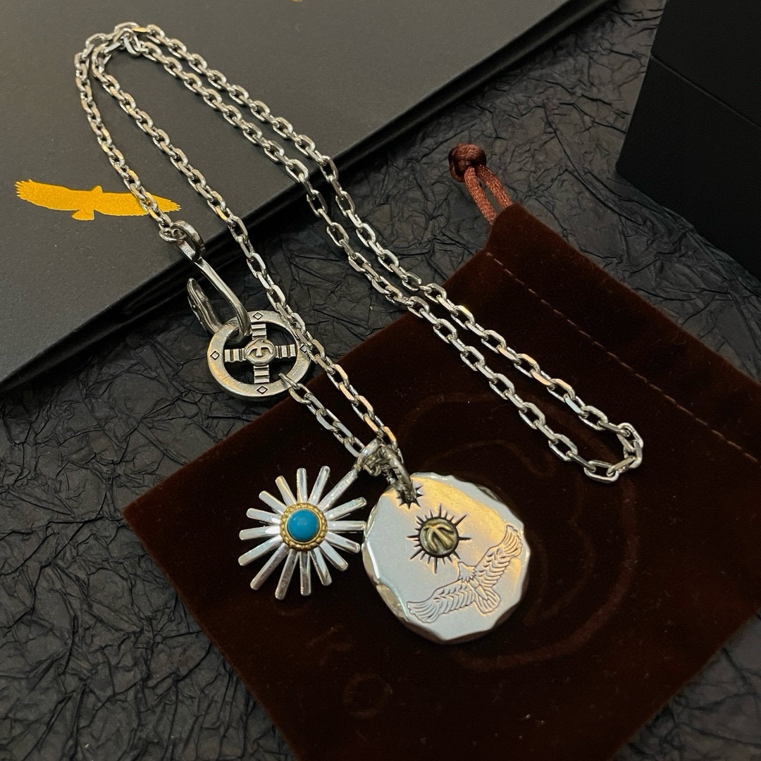 PP270 New on the shelves Goro's Takahashi Goro Turquoise Sea Urchin Silver Cake Pendant Takahashi Classic Necklace Recognized Exclusive Shooting Mainly high-end market Racer/ins/Small Red Book popular models absolutely different from the ordinary version! Picture product details are consistent with ZP! The original production process crafted quality handmade ～ genuine open mold 💝 trend fashion must have men and women can wear couples models with the same rock punk Thai silver style retro elements trendy with the same models official website ❤️