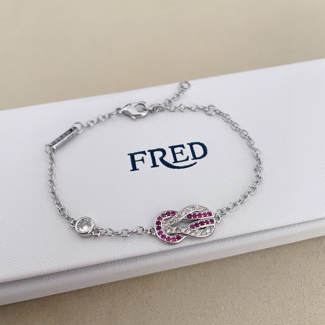 Picture [6]-P170 🎉 𝗙𝗥𝗥𝗘𝗗 Ferret Pink Diamond Horseshoe Buckle Bracelet Precision micro-setting high-end custom counter material thickened plating process with logo simple and high-grade sense of temperament pull full daily can be stacked with a lot of bracelets bracelets to wear-High-fashion bags