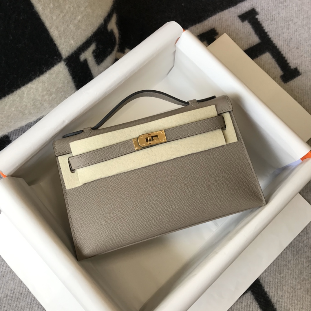 Picture[1]-Hermes Mini Kelly Pouchette🤩 Commonly known as kelly generation along with the most classic leather Epsom master semi-hand-stitched Imported all-steel hardware to give you a comparable to the counter quality🤩 real 22Cm asphalt gray 11110000 🤩-high imitation bags