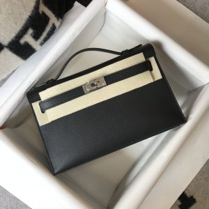 Picture[1]-Hermes Mini Kelly Pouchette🤩 Commonly known as kelly a generation along with the most classic leather Epsom master semi-hand-stitched Imported all-steel hardware to give you a comparable to the counter quality🤩 real 22Cm black silver 11110000 🤩-high imitation bags
