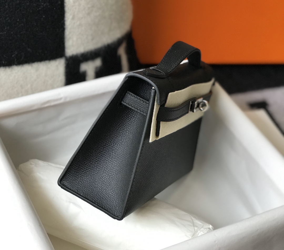 Picture [3]-Hermes Mini Kelly Pouchette🤩 Commonly known as kelly generation along with the most classic leather Epsom master semi-hand-stitched Imported all-steel hardware to give you a comparable to the counter quality🤩 real 22Cm black silver 11110000 🤩-high imitation bags