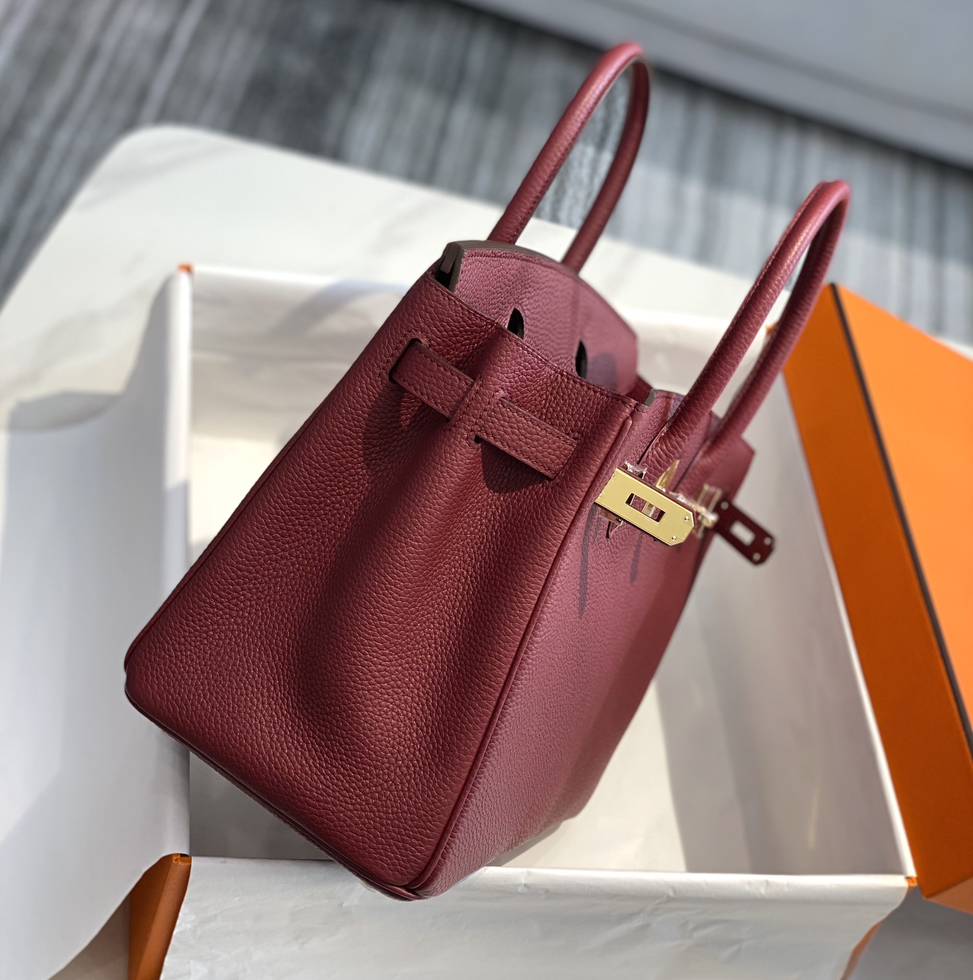Picture [5]-𝑫𝒓𝒆𝒂𝒎 𝒃𝒂𝒈 ♥ Bɪʀ ᴋɪɴ Bordeaux Red I believe that even people who are not interested in fashion should know the great name of Birkin Bag Platinum Bag 🥂. And in many luxury bags in the highest frequency of appearances and the most eye-catching is the Hermes platinum bag 〰️30cm 909509025cm 9092090- high quality replica handbags
