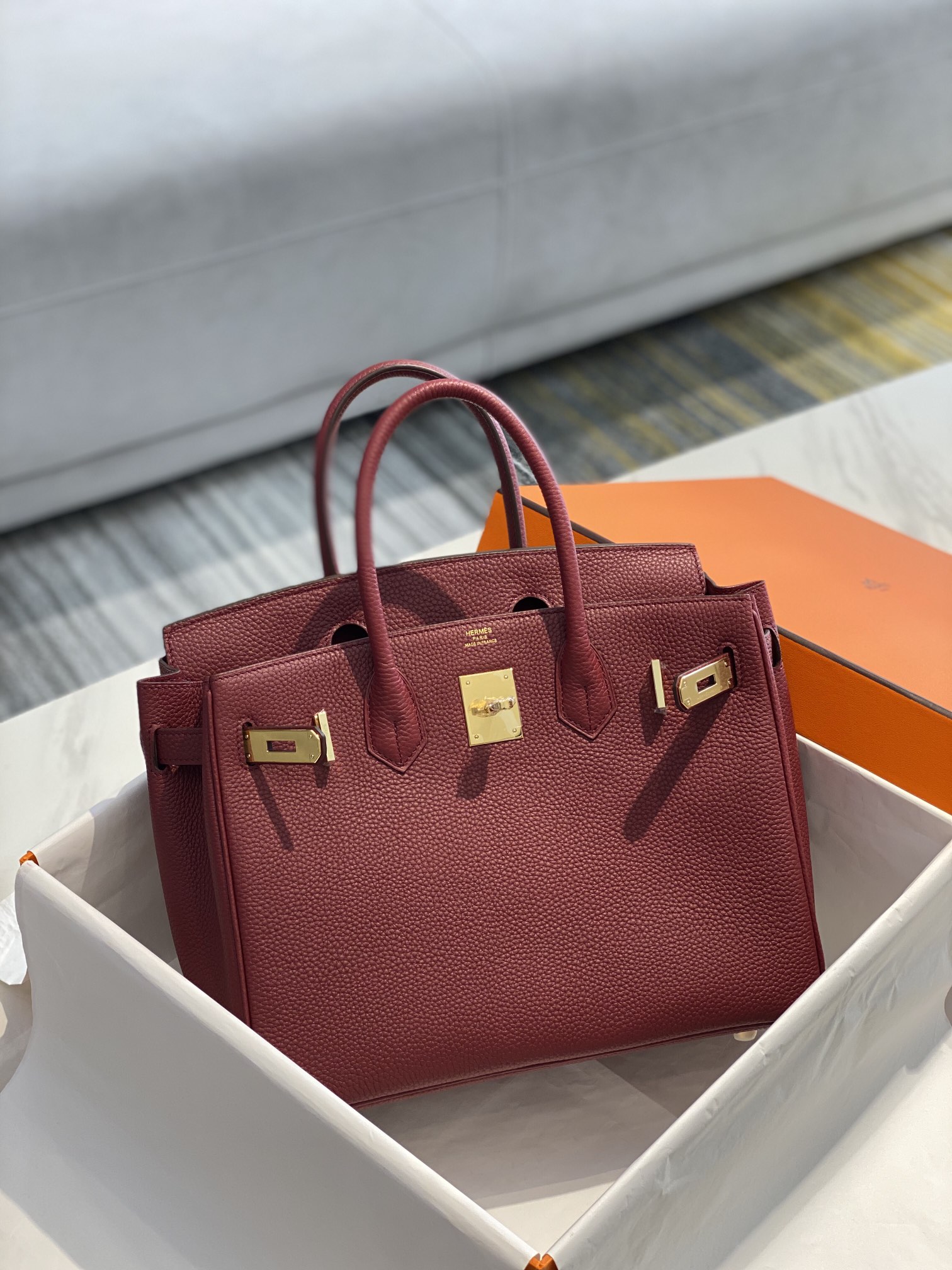 Picture [4]-𝑫𝒓𝒆𝒂𝒎 𝒃𝒂𝒈 ♥ Bɪʀ ᴋɪɴ Bordeaux Red I believe that even people who are not interested in fashion should know the great name of Birkin Bag Platinum Bag 🥂. And in many luxury bags in the highest frequency of appearances and the most eye-catching is the Hermes platinum bag 〰️30cm 909509025cm 9092090- high quality replica handbags