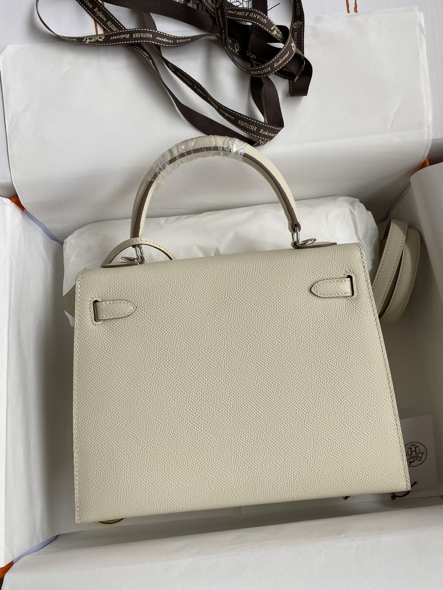 Picture [2]-Hermes Kelly 25cm Epsom Leather Milkshake White Silver Buckle-High Fake Bags