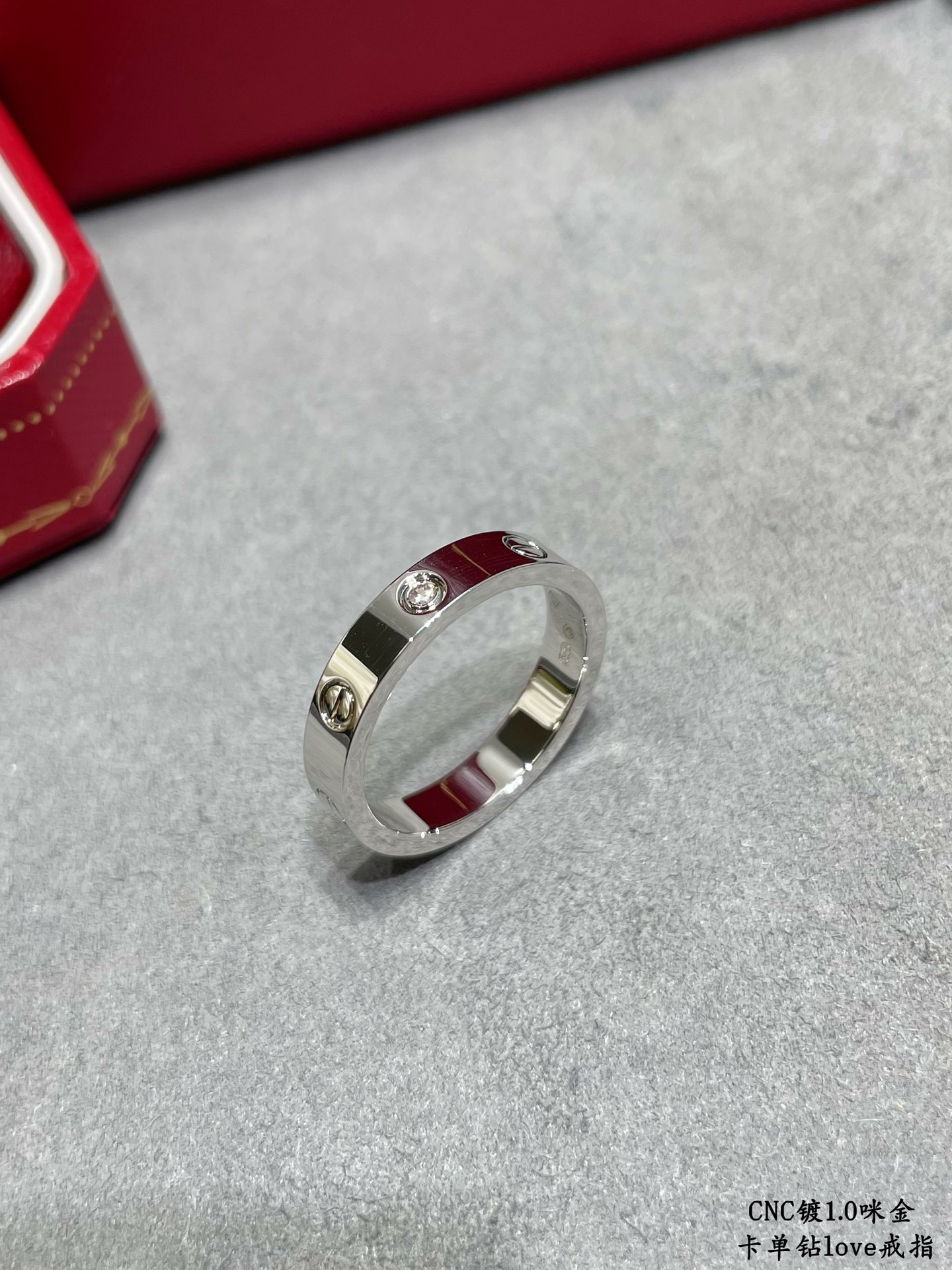 图片[5]-p190V金材质 码数678 卡地亚CNC窄版单钻love钉戒指💍最受欢迎的一款戒指💍💋💄 永恒经典 近年来很火 高端 高碳钻微镶嵌材质 一样的工艺 不一样的价格 真金质感-高仿包包