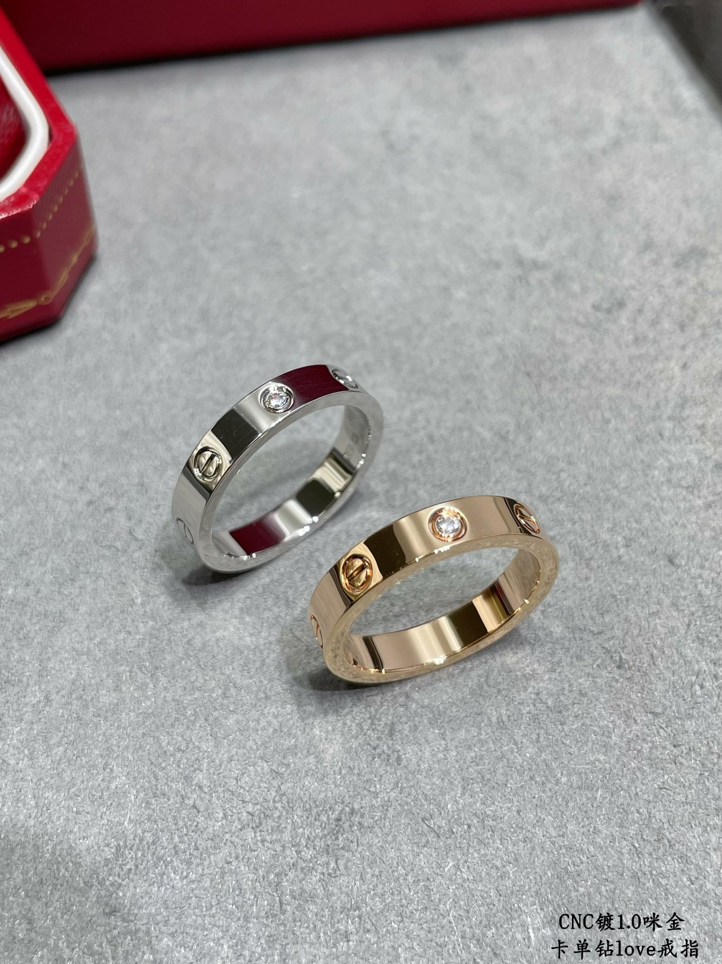 图片[2]-p190V金材质 码数678 卡地亚CNC窄版单钻love钉戒指💍最受欢迎的一款戒指💍💋💄 永恒经典 近年来很火 高端 高碳钻微镶嵌材质 一样的工艺 不一样的价格 真金质感-高仿包包