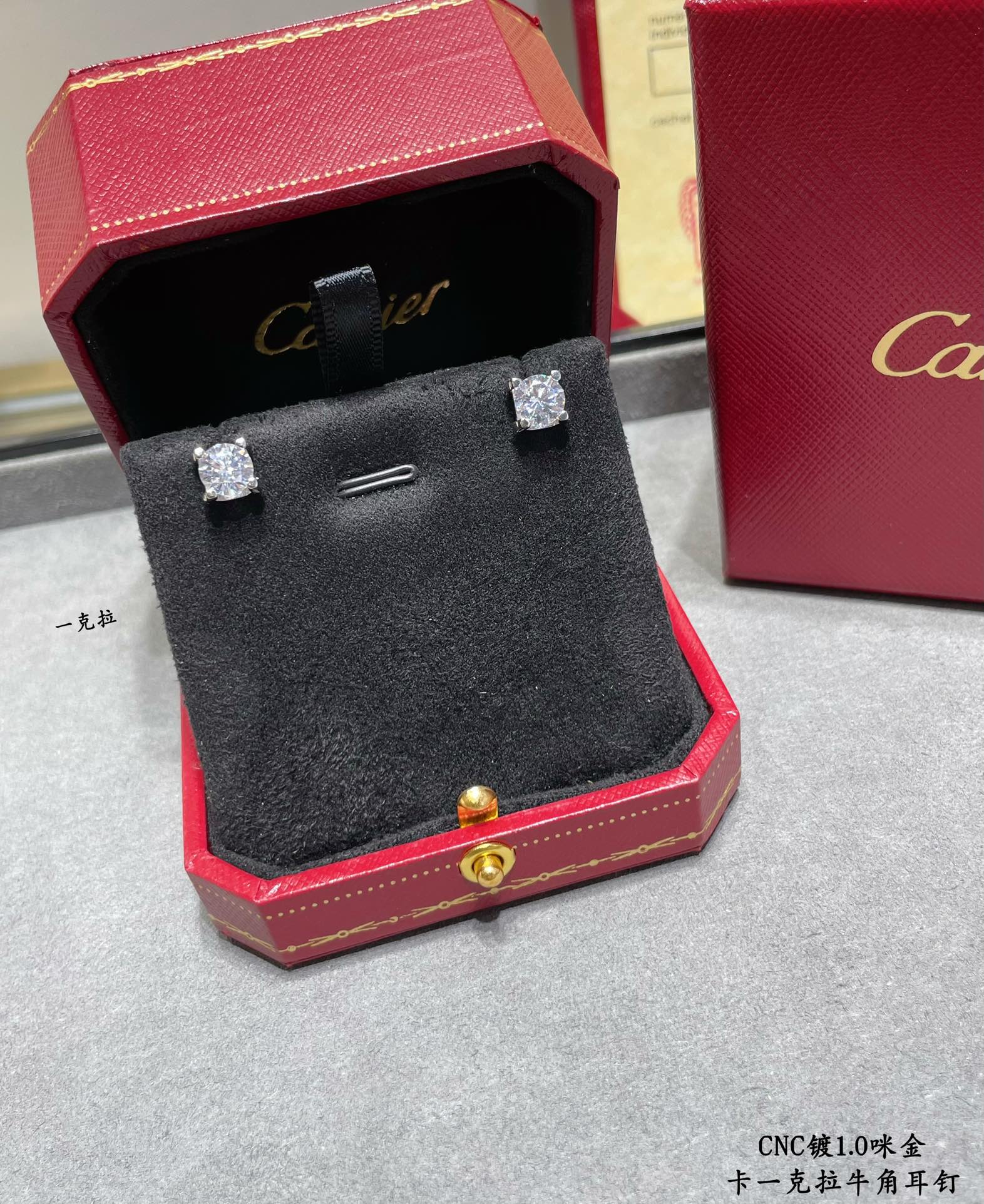 图片[4]-p160V金镀咪金   卡地亚一克拉牛角耳钉配高级飞碟耳塞✨✨经典牛角耳钉！！不多作介绍！出 高碳钻的震撼你们懂！ 每个细节非常到位！-高仿包包