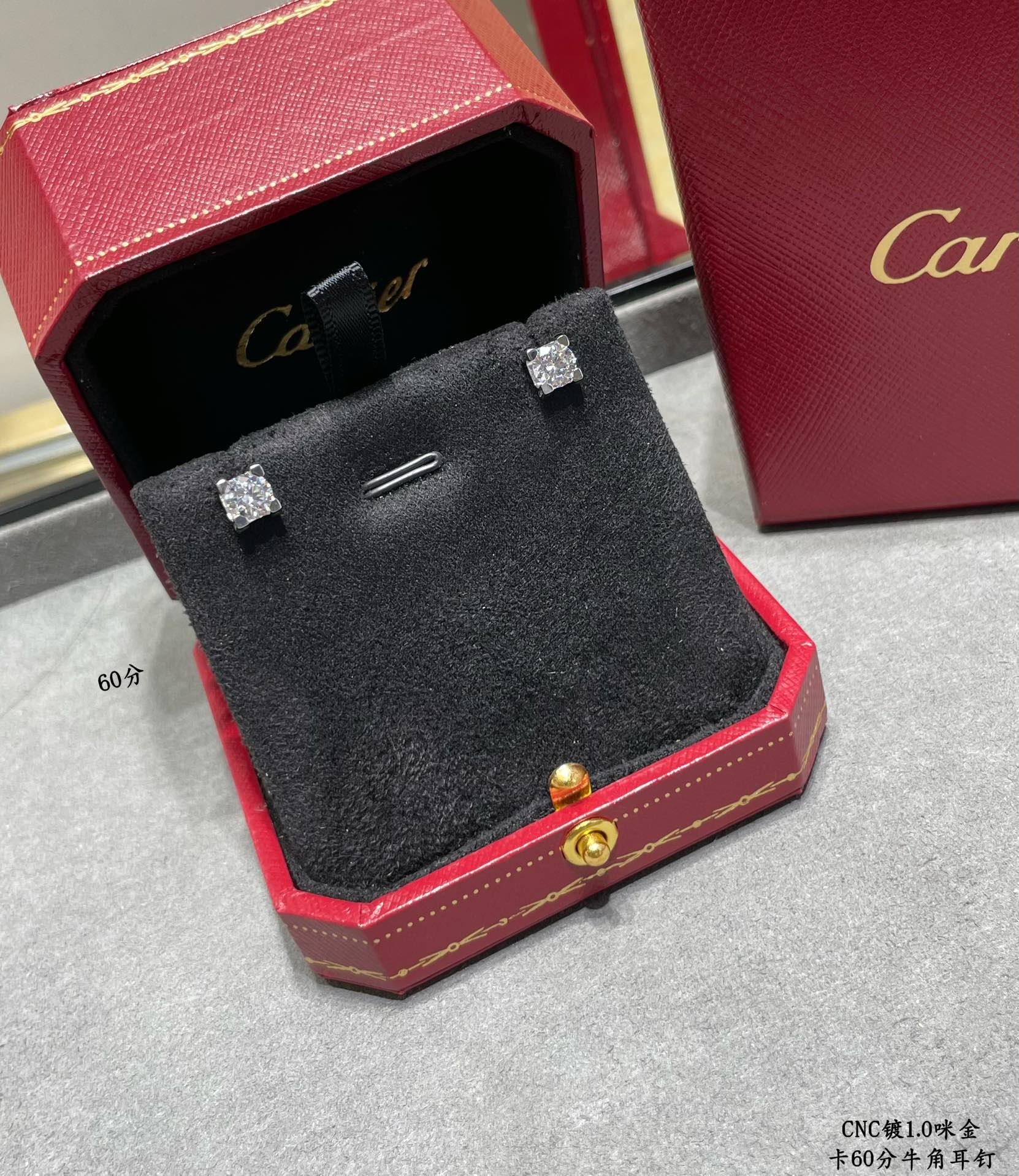 图片[3]-p160V金镀咪金  卡地亚60分牛角耳钉卡地亚经典牛角！！不多作介绍！出 高碳钻的震撼你们懂！每个细节非常到位-高仿包包