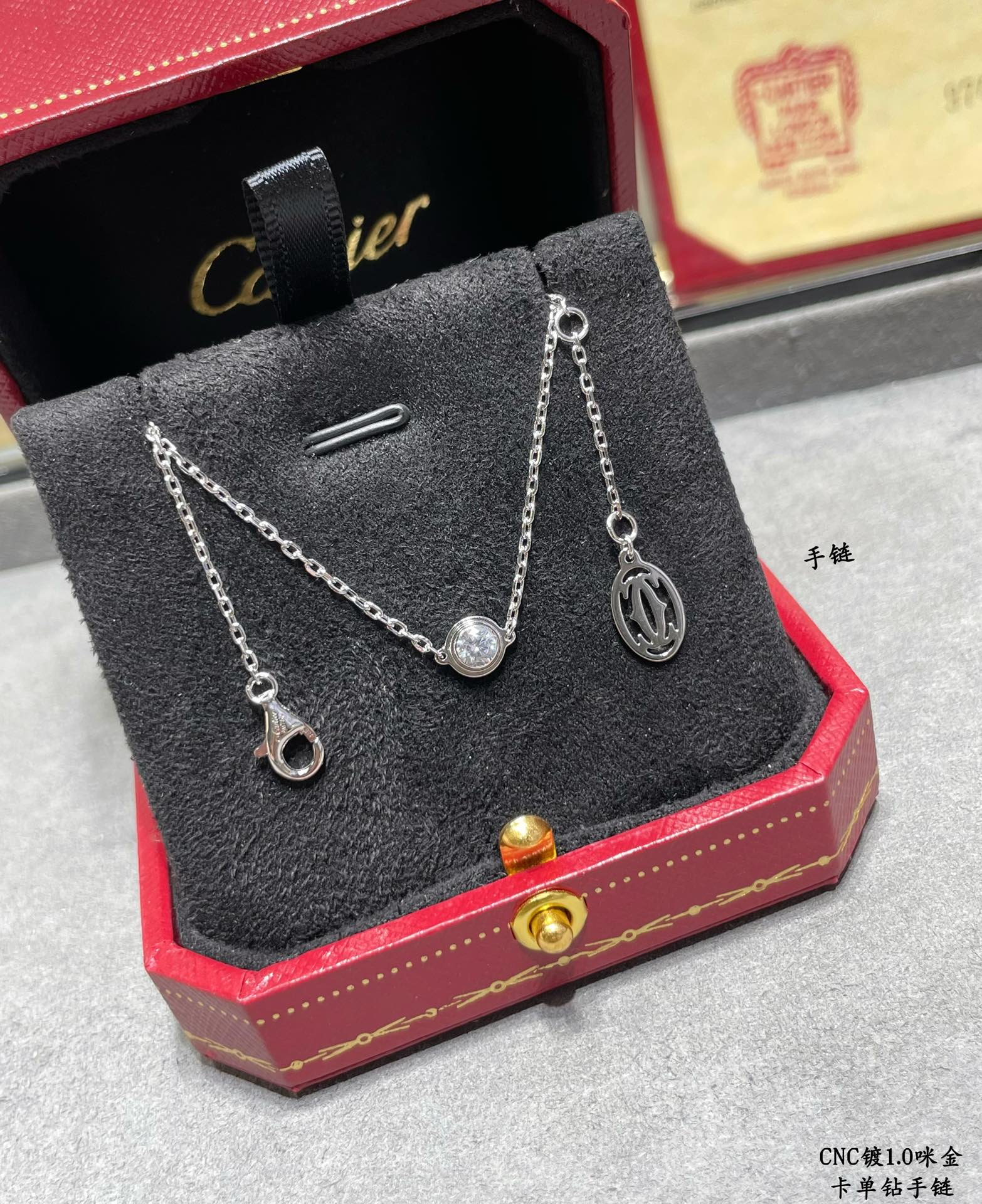 Picture [2]-p140V gold plated imitation gold Cartier single diamond bracelet classic production Small jewelry can bring out the atmosphere of fresh temperament Add the original small hangtag is not the market ordinary version-High Faux Bags