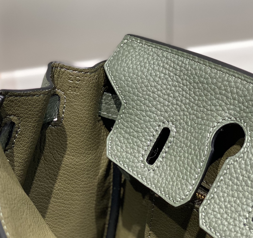 Image[1]-𝑫𝒓𝒆𝒂𝒎 𝒃𝒂𝒈 ♥ Bɪʀ ᴋɪɴ Linen Blue I believe that even people who are not interested in fashion should know the great name of Birkin Bag Platinum Bag 🥂. And in many luxury bags in the highest frequency of appearances and the most eye-catching is the Hermes platinum bag 〰️ real 25cm 9292090- high quality replica handbags