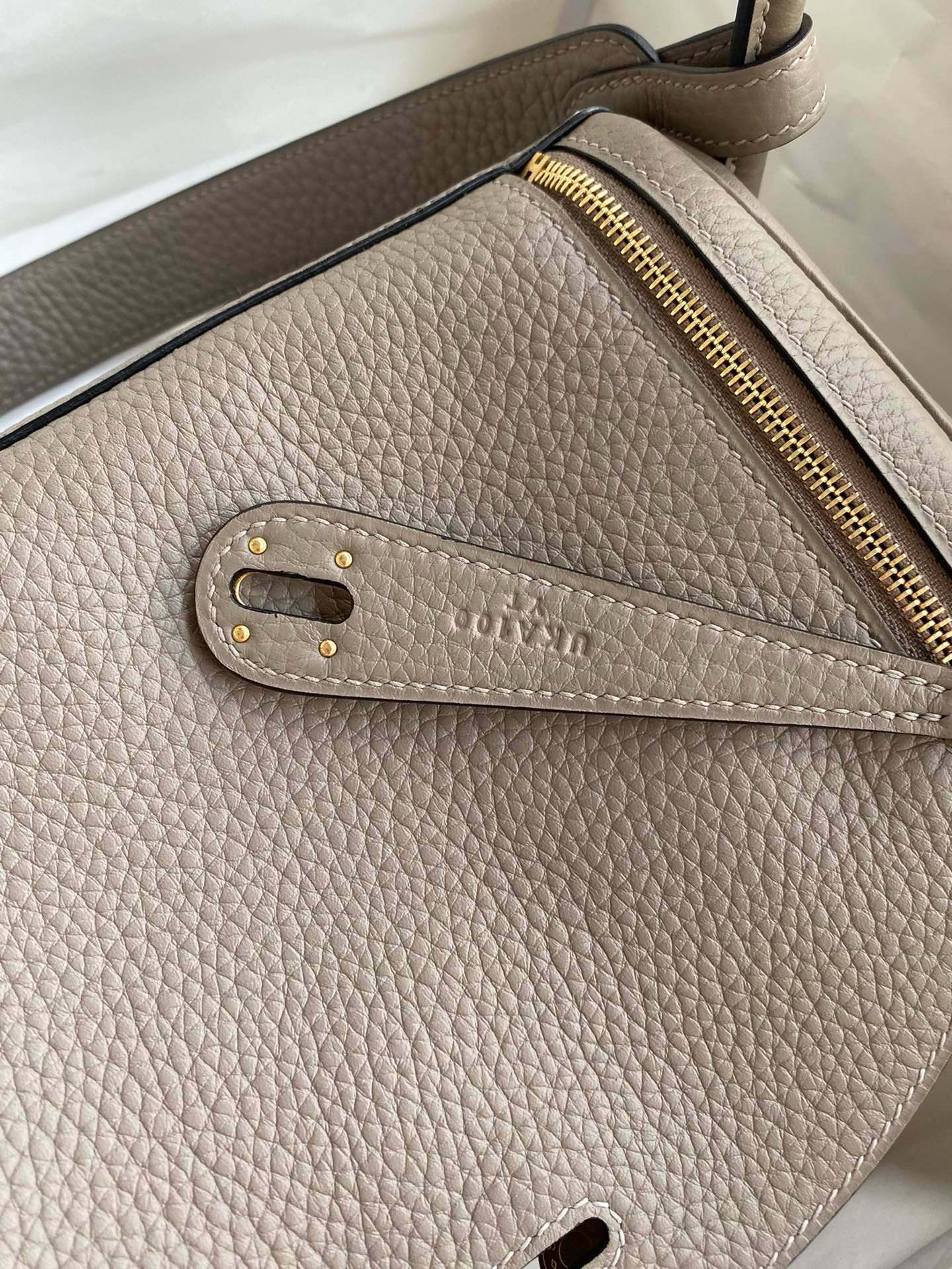 Picture [5]-Full hand-stitched👉Lindy 26cm Imported Taurillon Clemence Leather Asphalt Gray Gold Buckle-High Fake Bags
