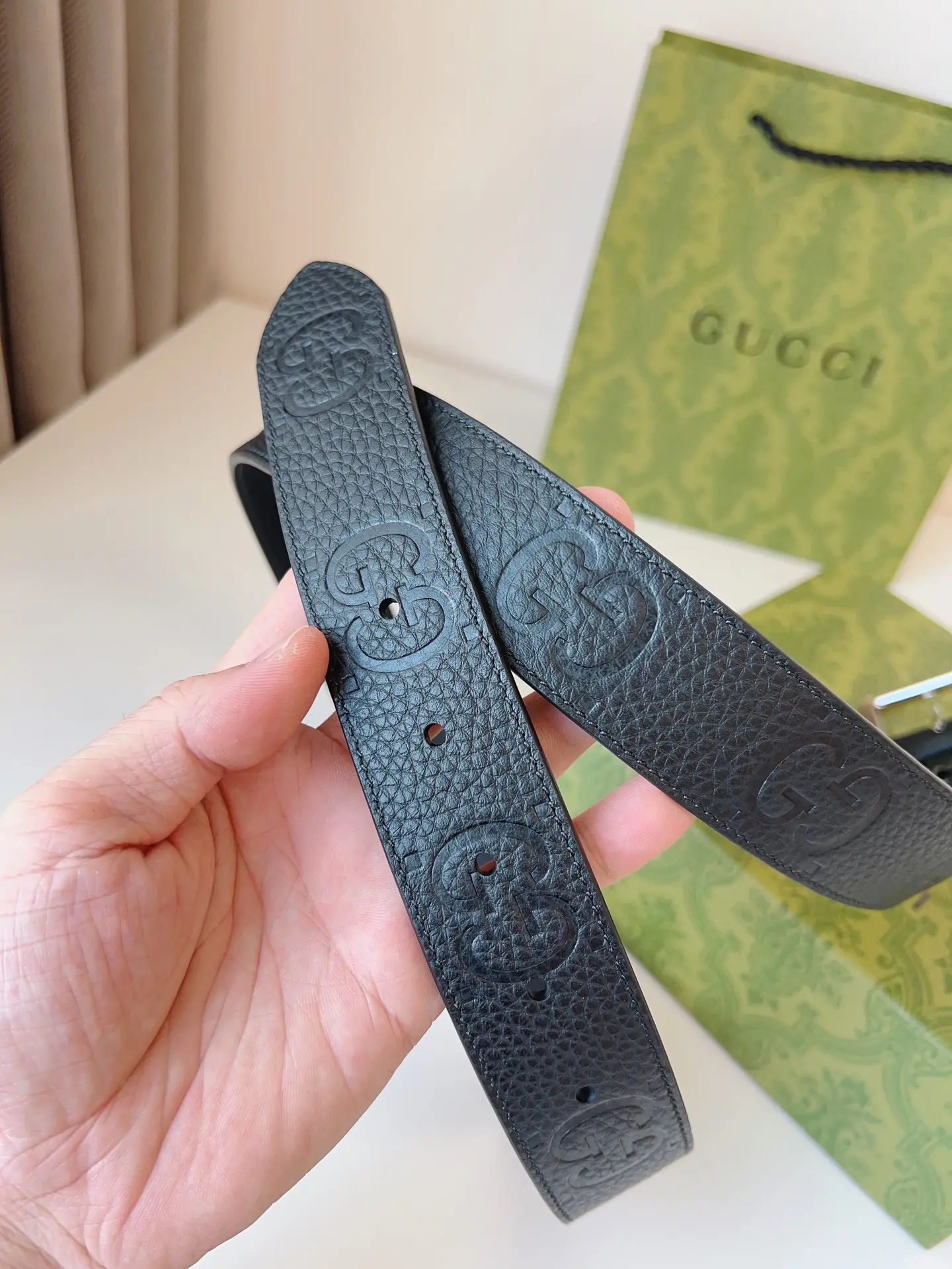 Image [8]-Gucci 2024 Early Autumn Collection Add ColorThis eye-catching belt is crafted from GG rubber-effect leather with a palladium-toned buckle for everyday styling and injects a different kind of glamourStyleFashionCasualPatternedBelt Width: 35mmHigh Faux Bags