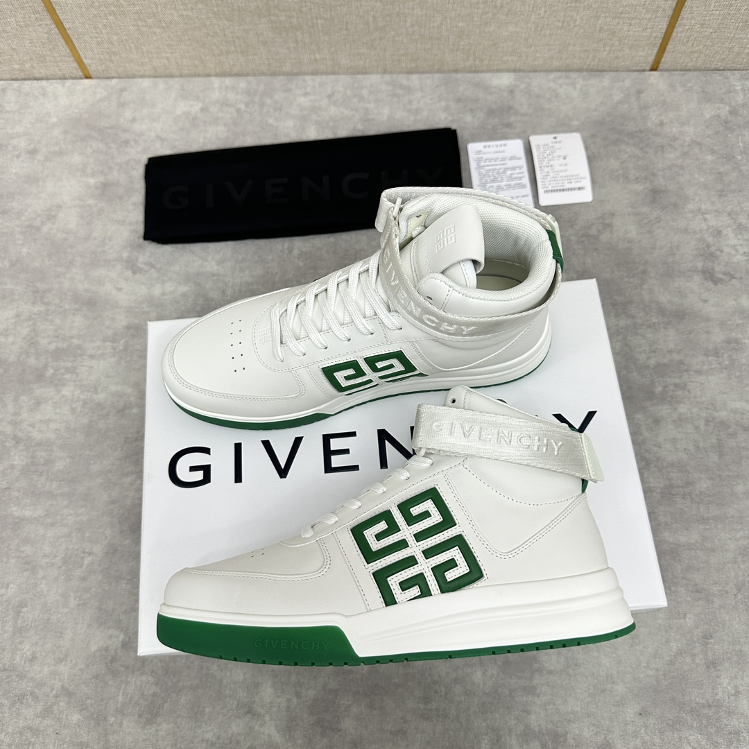 图片[3]-Givenchy 纪梵希   G4系列 高帮运动鞋高帮靴        进口光滑牛皮系带拼接撞色设计  踝部环饰可拆卸Givenchy LOGO织带饰侧面饰以4G LOGO 立体浮雕 搭配缝线       后跟饰片点缀Givenchy  LOGO        鞋舌饰以Givenchy  LOGO和4G LOGO        原版双色注塑外底饰以Givenchy  LOGO和4G LOGO细节 Givenchy  LOGO内底      鞋帮搭配注塑鞋底    全牛皮打造   七色🉑选  标准专柜码数：39～44#   （38.45🉑️定做）  P¥960-高仿包包
