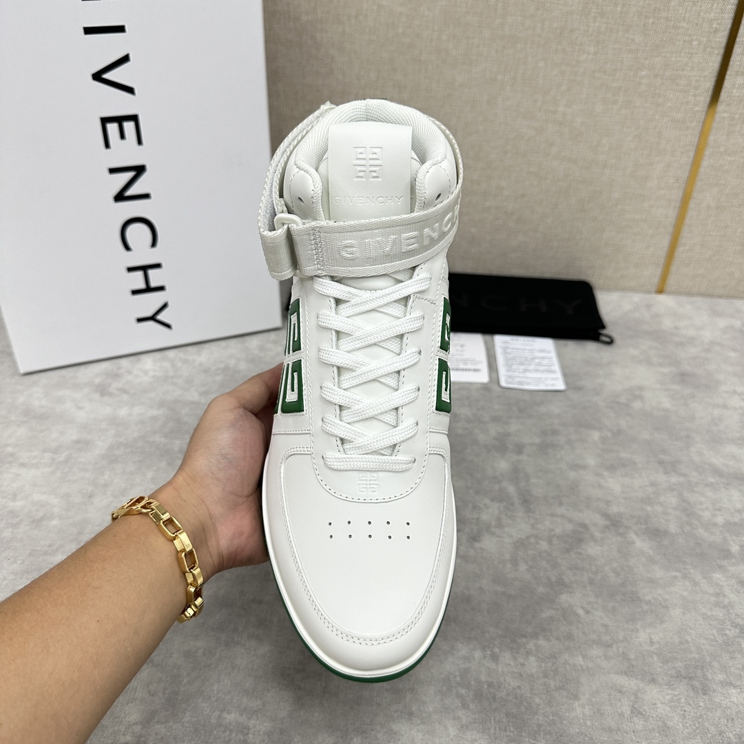图片[5]-Givenchy 纪梵希   G4系列 高帮运动鞋高帮靴        进口光滑牛皮系带拼接撞色设计  踝部环饰可拆卸Givenchy LOGO织带饰侧面饰以4G LOGO 立体浮雕 搭配缝线       后跟饰片点缀Givenchy  LOGO        鞋舌饰以Givenchy  LOGO和4G LOGO        原版双色注塑外底饰以Givenchy  LOGO和4G LOGO细节 Givenchy  LOGO内底      鞋帮搭配注塑鞋底    全牛皮打造   七色🉑选  标准专柜码数：39～44#   （38.45🉑️定做）  P¥960-高仿包包