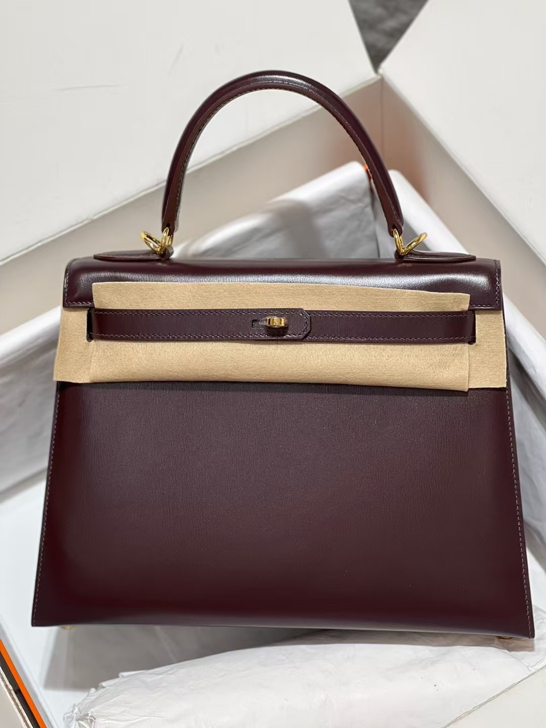 Kelly 28 sellier 外缝 Box皮 57波尔多酒红 金扣GHW～-高仿包包