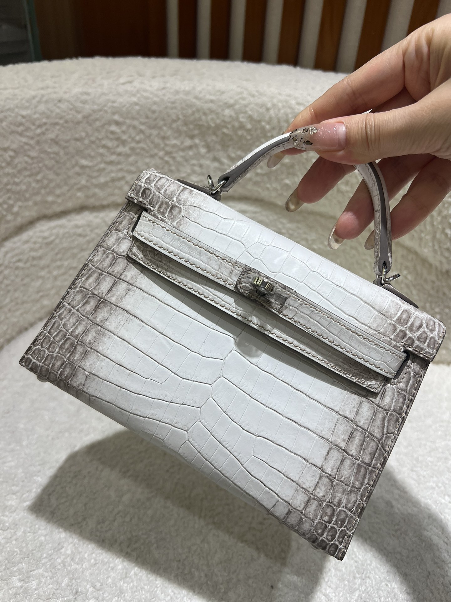 图片[10]-新出 mini  kelly 19cm 二代喜马拉雅鳄鱼皮银扣手工蜡线缝制-高仿包包