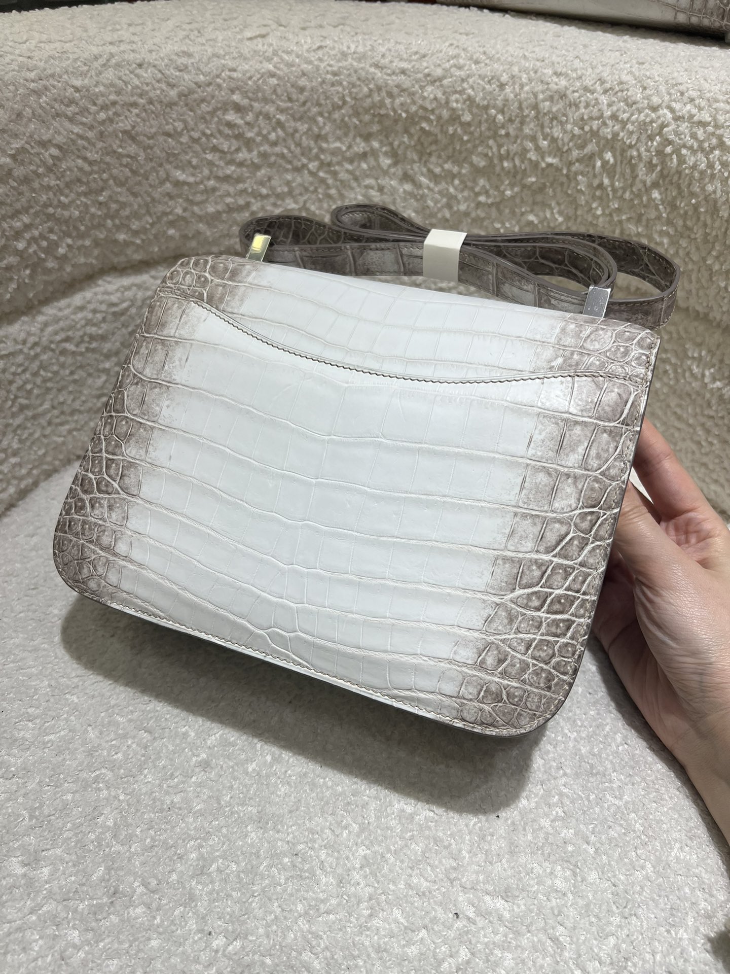 图片[10]-新出康康空姐包 24cm 银扣喜马拉雅鳄鱼皮手工蜡线缝制-高仿包包