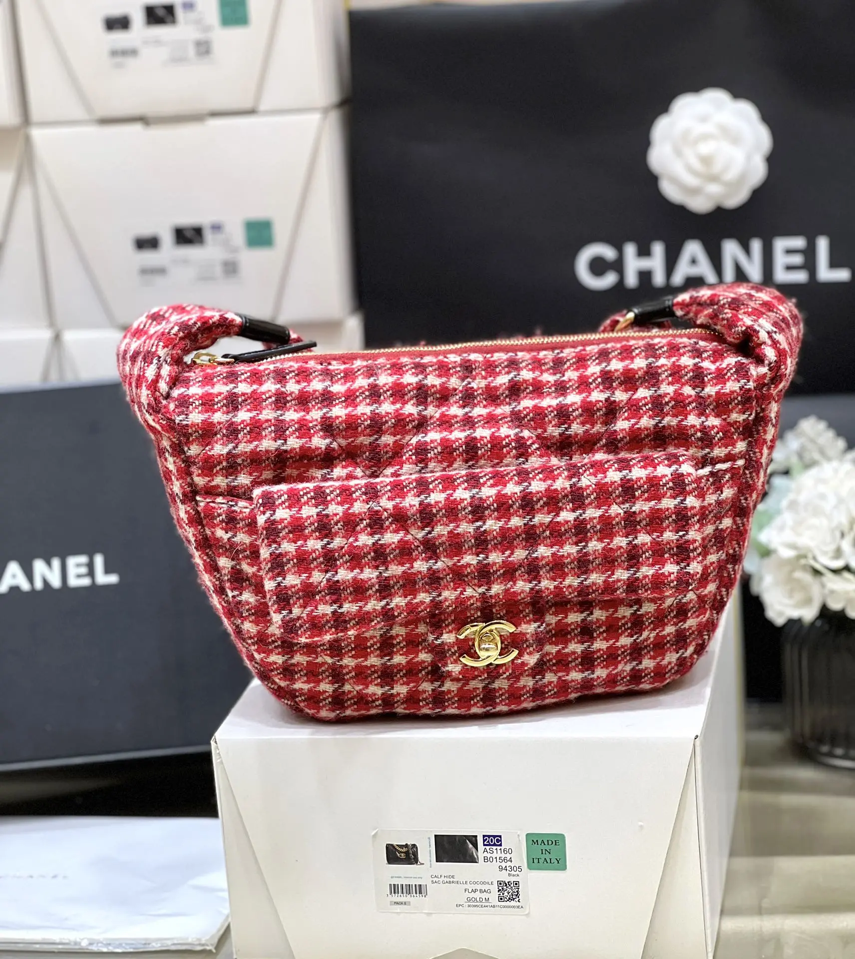 Picture [2]-Chanel 24N jennie same hobo satchel [color] a long time no such hot global cloth bag [666] [666] worthy of the limited edition [love] [love] in kind really surprised invincible description of the beauty of the [pleasant] self-weight is very lightweight straps can still be adjusted shoulder and cross-body [strong] [strong] highly recommended [strong] [strong] Loio piana Wool tweed (18*30*8cm)-High Faux Bags