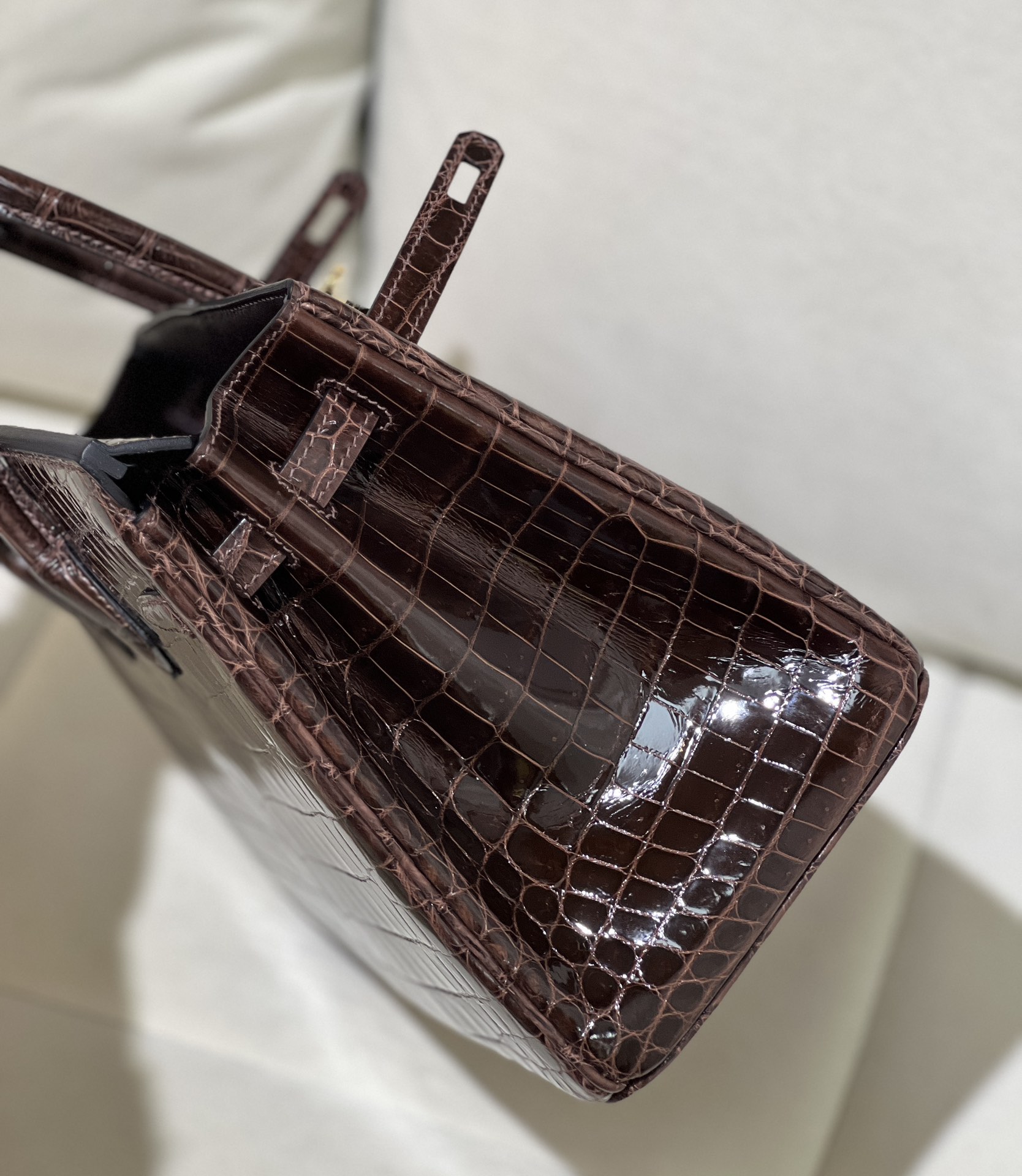 Picture [8]-New Nile high gloss bk25 Havana color gold buckle color glossy first class Extreme [color]-High Faux Bags