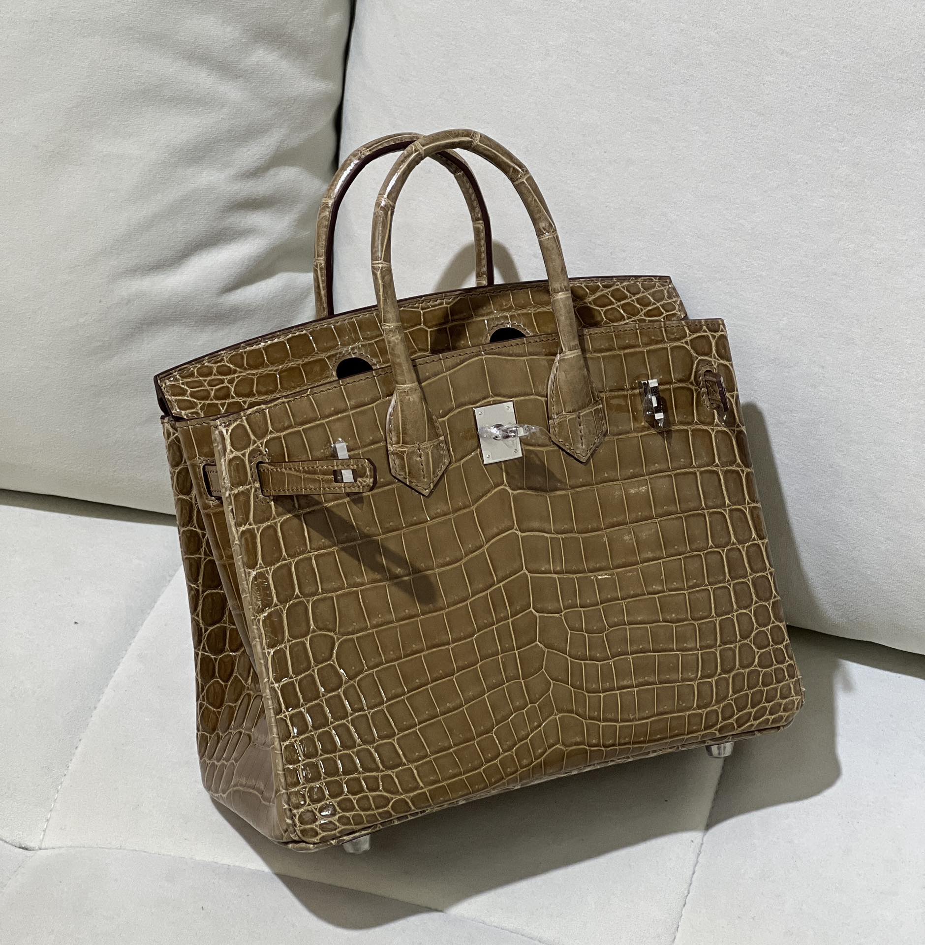 图片[4]-Birkin 25cm 尼罗高光 烟草色 银扣-高仿包包