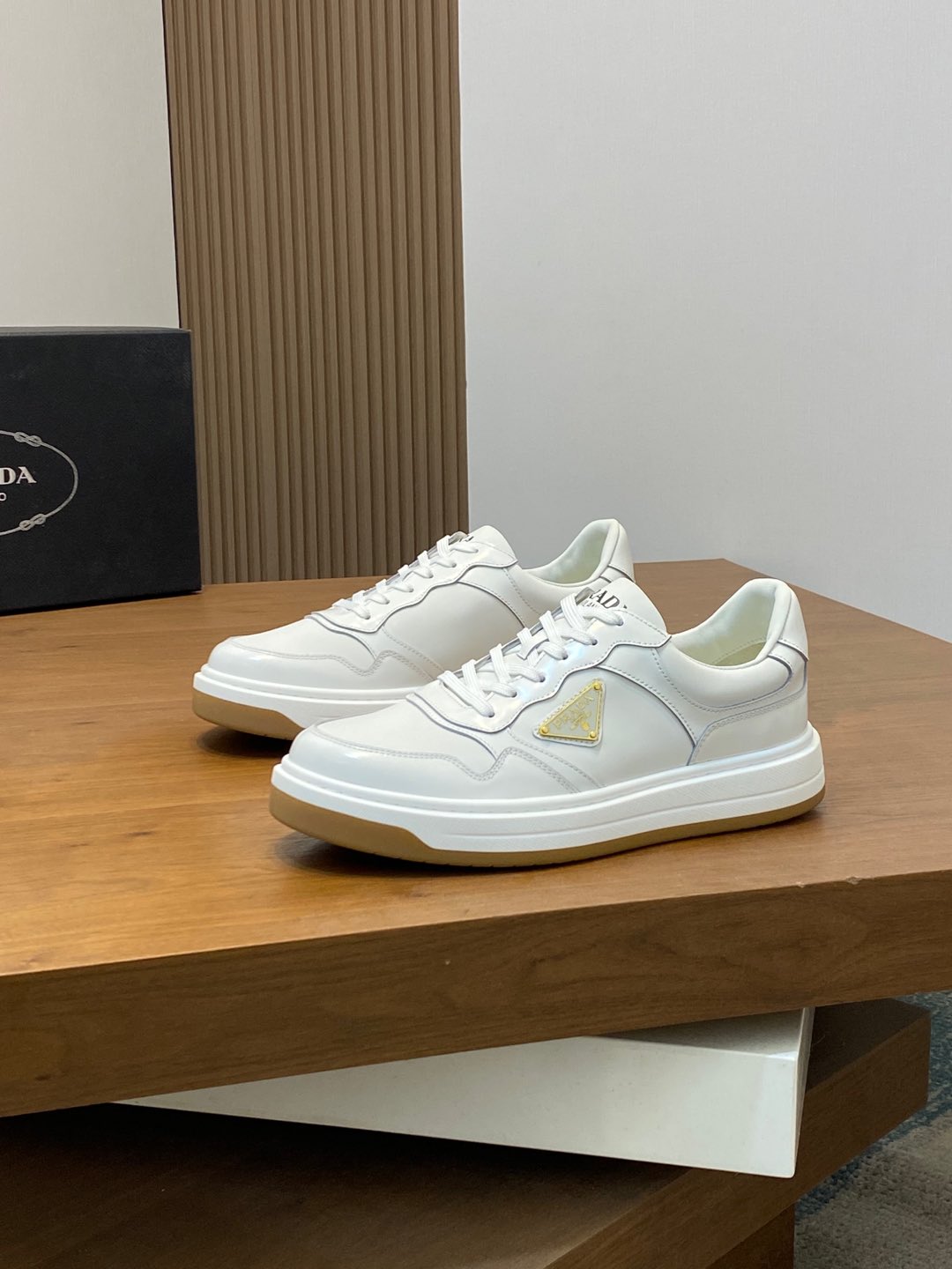 Image[1]-P880 PRADA Prada -High-end quality 🔍🔍🔍🔍 Casual sneaker boardshorts- Upper: 🔝 nappa calf leather, open-edge beaded calf leather, branded metal fasteners on the body of the shoe, injected brand logo on the tongue- Inside: water-dyed cowhide leather- Outsole: Ultra-light TPU foam - rubber; two-color molding outsole - ultra-high quality control - fine workmanship: highlight (high-end - noble - grade) - Size : 38-44 (45 can be customized) - high quality replica handbags