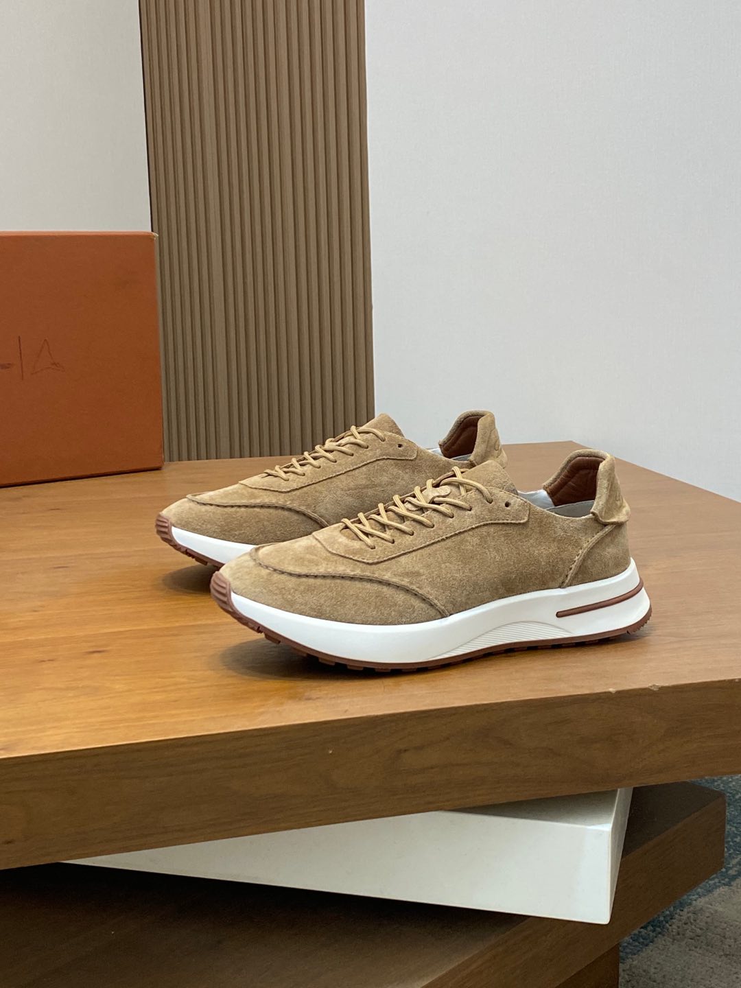 P800 Loro Piana - Nuoyu Pia Classic Joggers Men's Lace-up Casual Shoes Sneakers High-quality lightweight and comfortable fabrics outdoor leisure can be color-coordinated young and energetic with 3M reflective design with sportswear or casual suits are superb!Size: 39-44 (38, 45, 46, 47 can be customized)