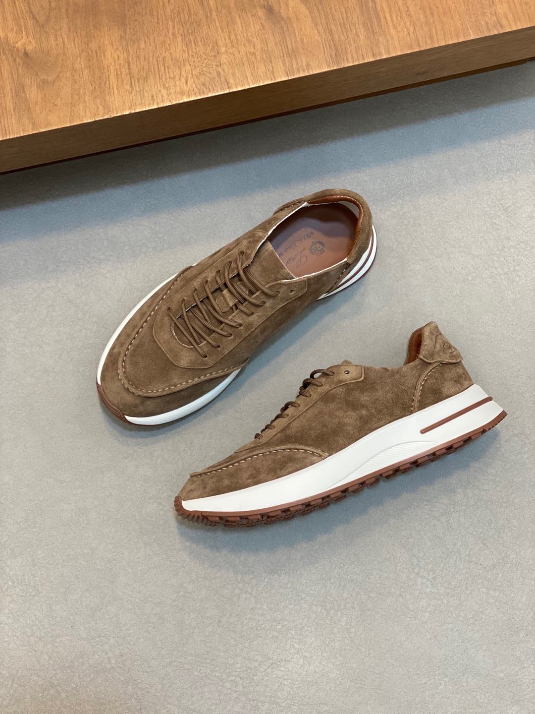 P800 Loro Piana - Nuoyu Pia Classic Joggers Men's Lace-up Casual Shoes Sneakers High-quality lightweight and comfortable fabrics outdoor leisure can be color-coordinated young and energetic with 3M reflective design with sportswear or casual suits are superb!Size: 39-44 (38, 45, 46, 47 can be customized)