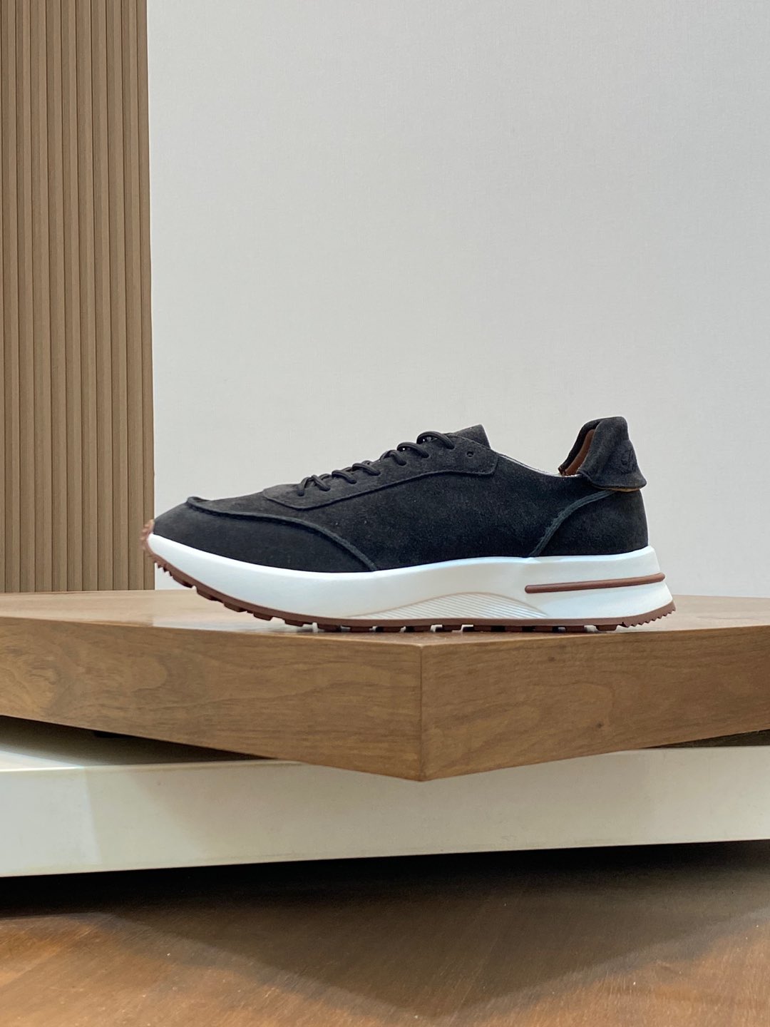 P800 Loro Piana - Nuoyu Pia Classic Joggers Men's Lace-up Casual Shoes Sneakers High-quality lightweight and comfortable fabrics outdoor leisure can be color-coordinated young and energetic with 3M reflective design with sportswear or casual suits are superb!Size: 39-44 (38, 45, 46, 47 can be customized)
